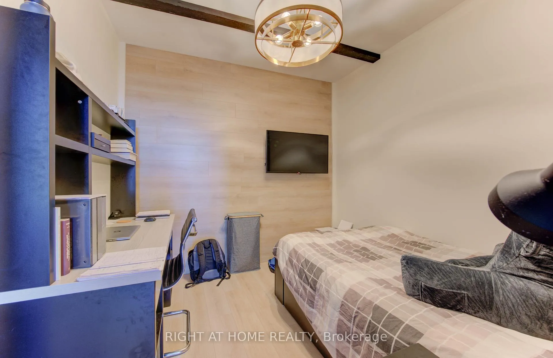Photo 12 of Unit 1030, 145 Columbia Street W, Waterloo — HOMEH