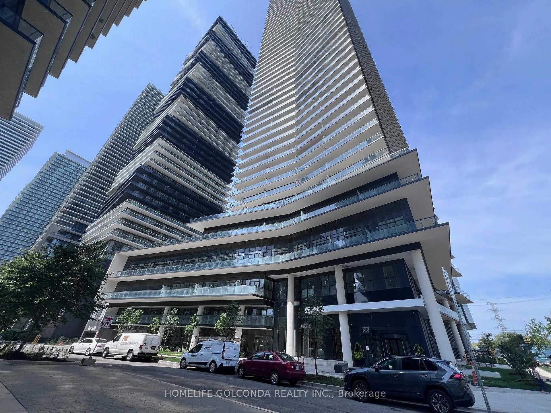 Front of Unit 608, 38 Annie craig Drive