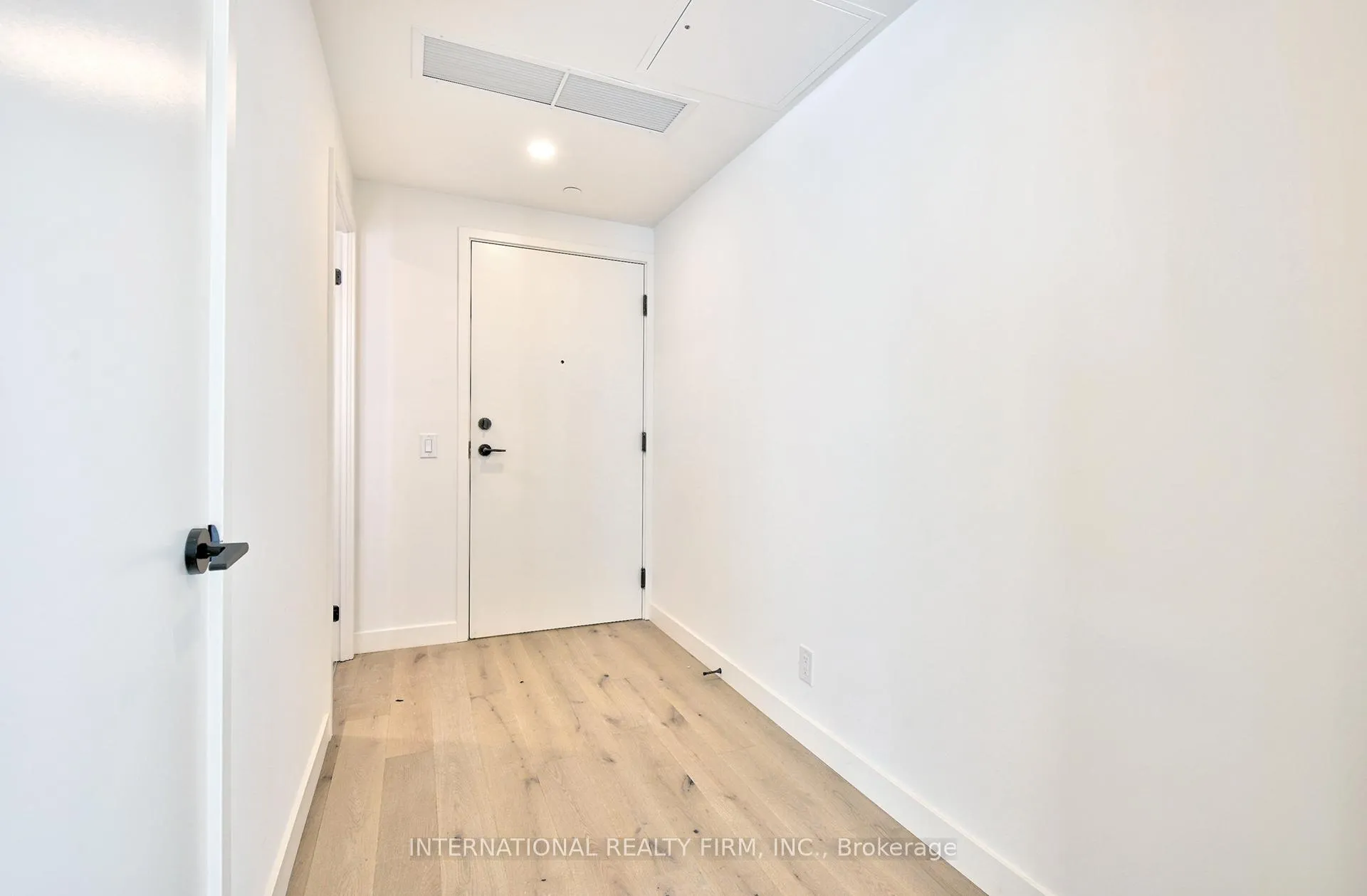 Photo 2 of Unit 505, 1050 Eastern Avenue, Toronto, The Beaches — HOMEH