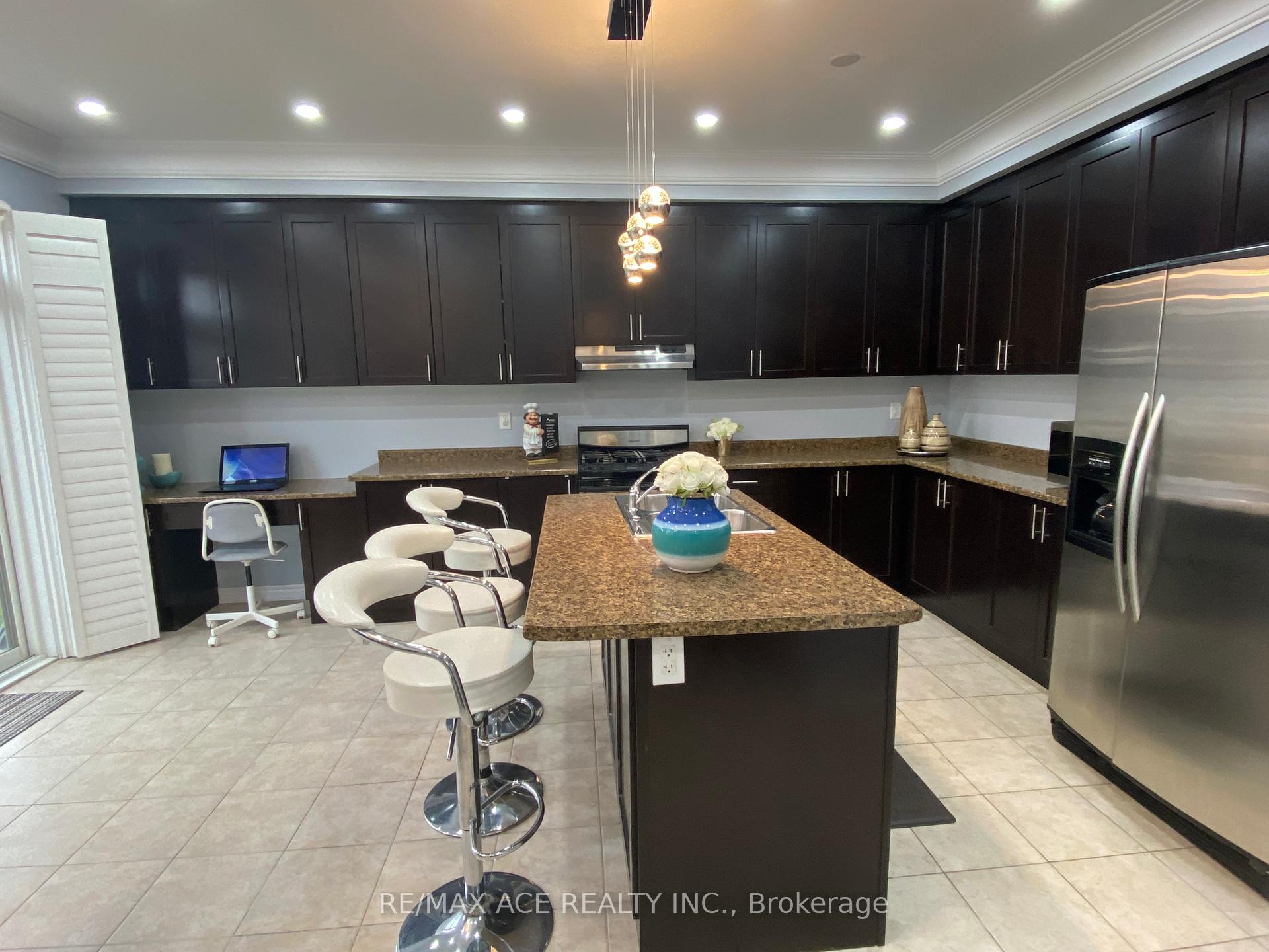 Photo 6 of 76 Pedwell Street, Clarington, Newcastle — HOMEH