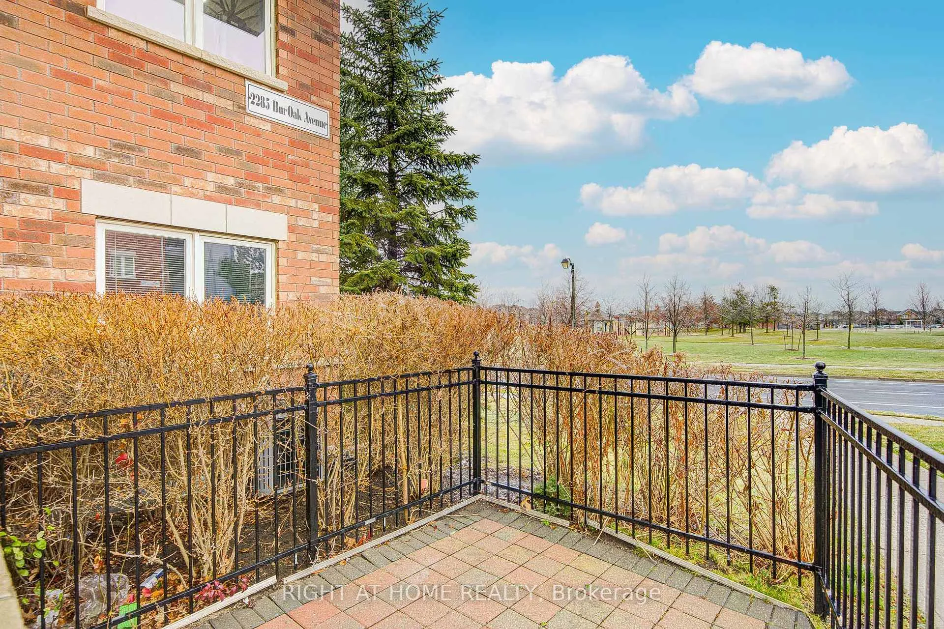 Photo 3 of Unit 25, 2285 Bur Oak Avenue S, Markham, Greensborough — HOMEH