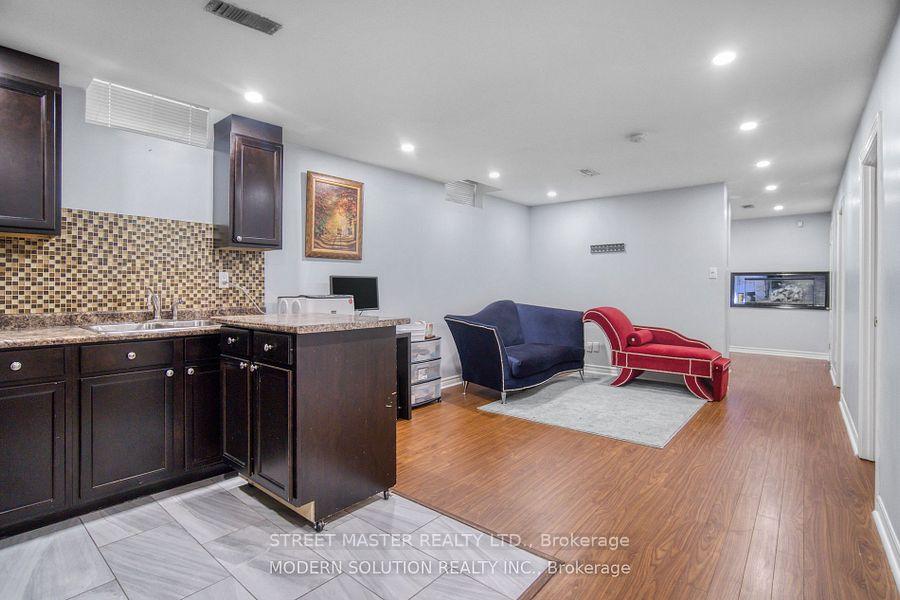 Photo 6 of 344 Ellwood Drive W, Caledon, Bolton West — HOMEH