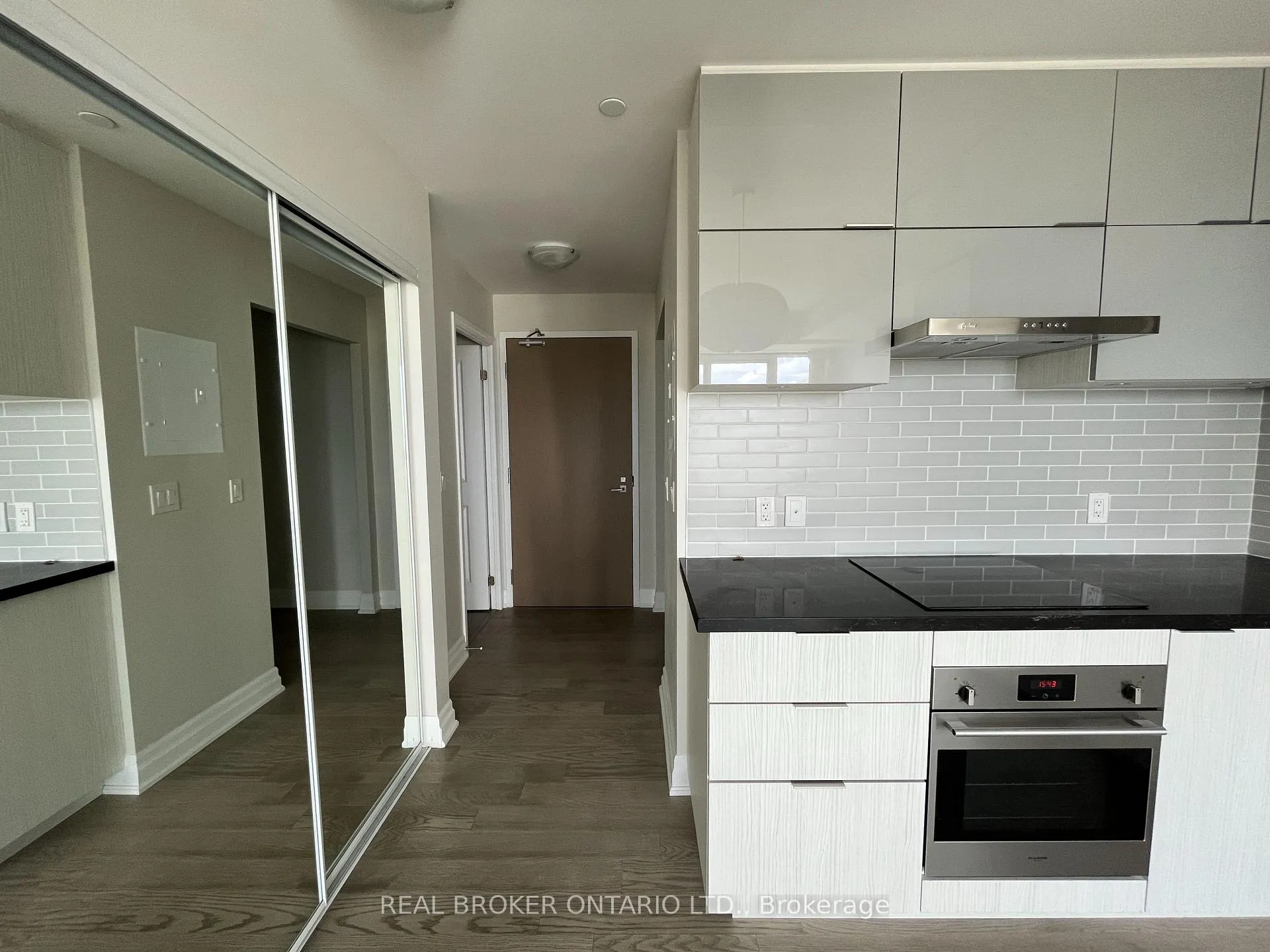 Photo 5 of Unit 1111, 8 Rouge Valley Drive, Markham, Unionville — HOMEH