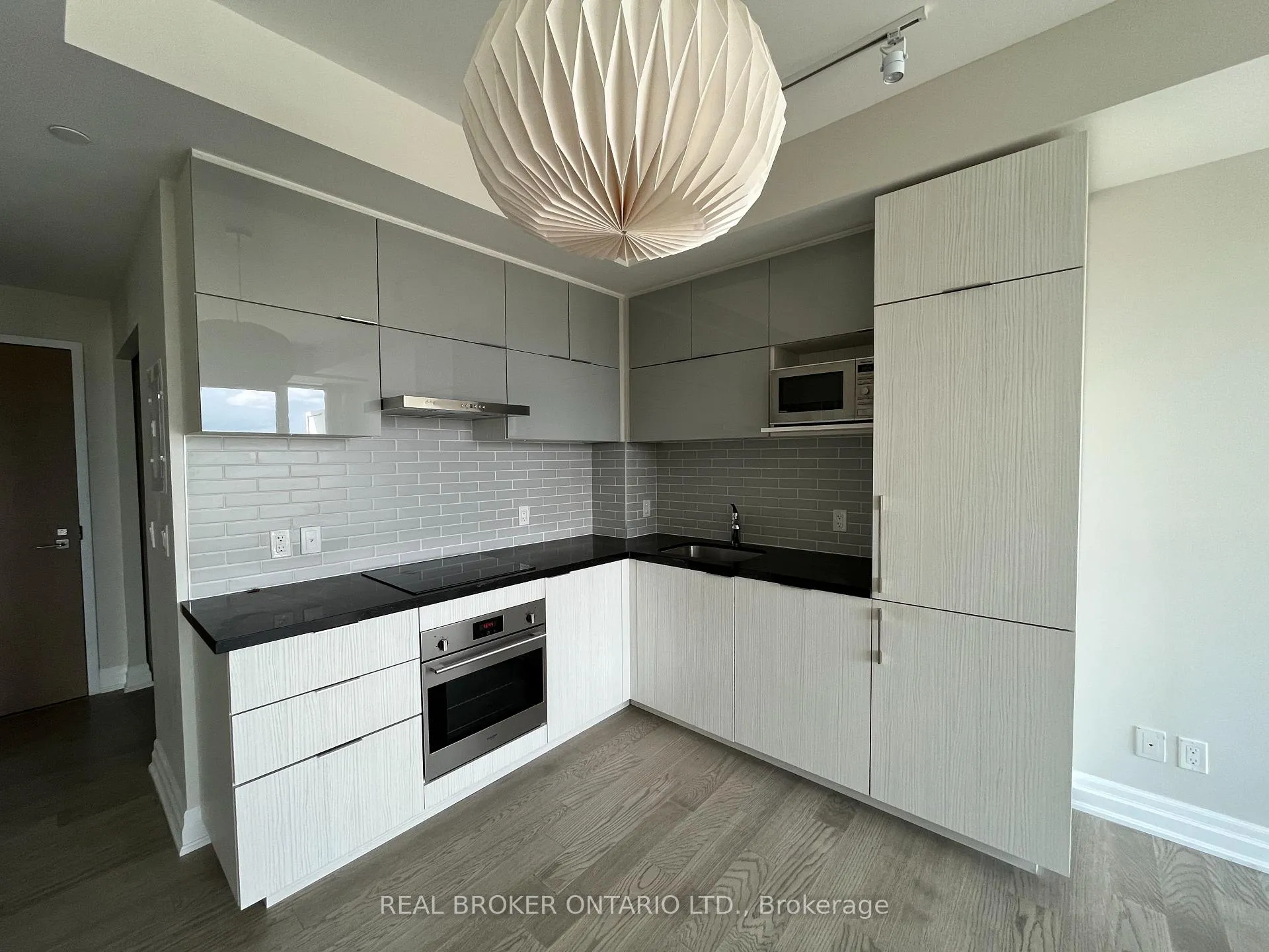 Photo 6 of Unit 1111, 8 Rouge Valley Drive, Markham, Unionville — HOMEH