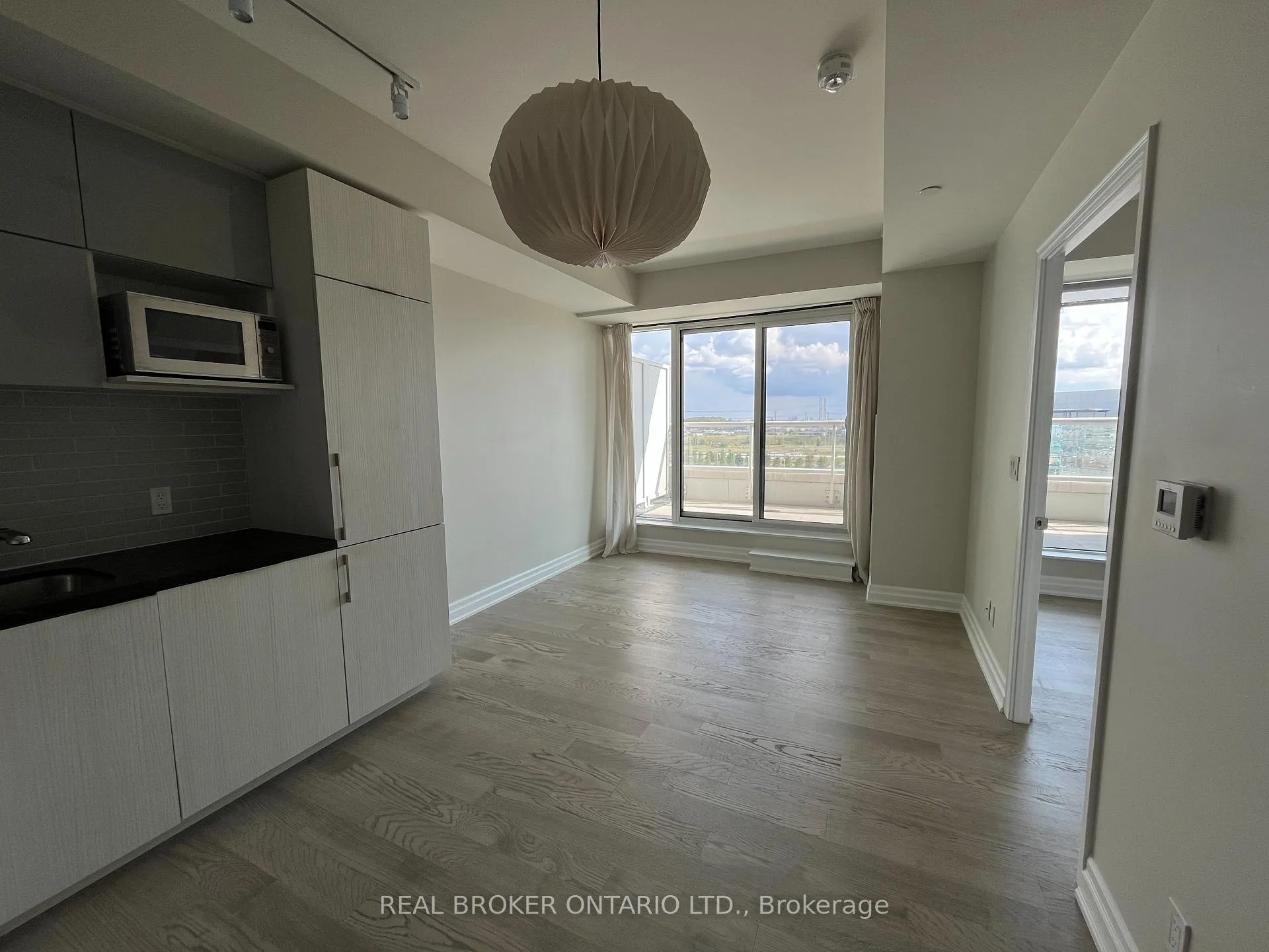 Photo 7 of Unit 1111, 8 Rouge Valley Drive, Markham, Unionville — HOMEH