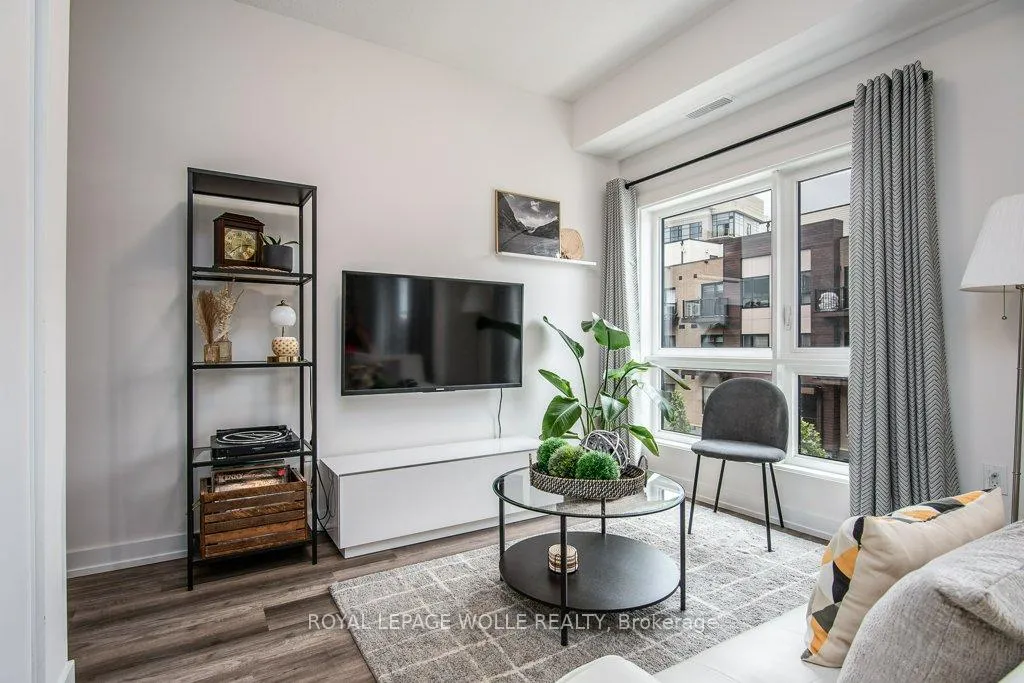 Photo 6 of Unit E11, 20 Palace Street, Kitchener — HOMEH