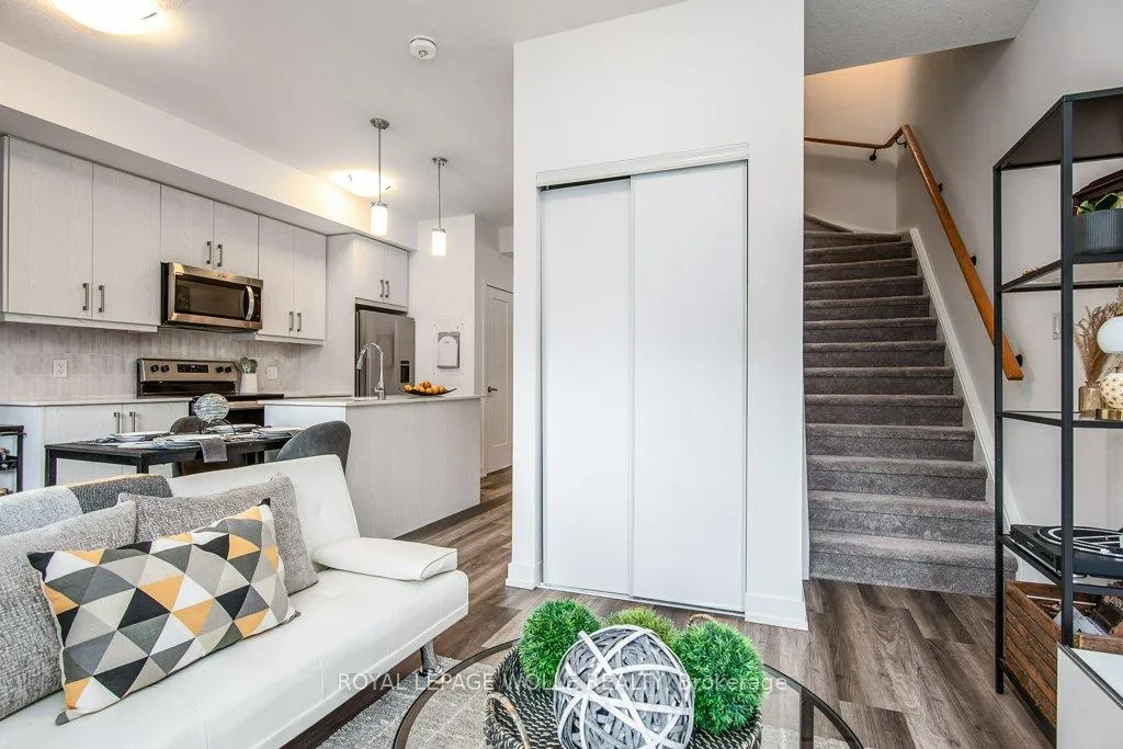 Photo 10 of Unit E11, 20 Palace Street, Kitchener — HOMEH