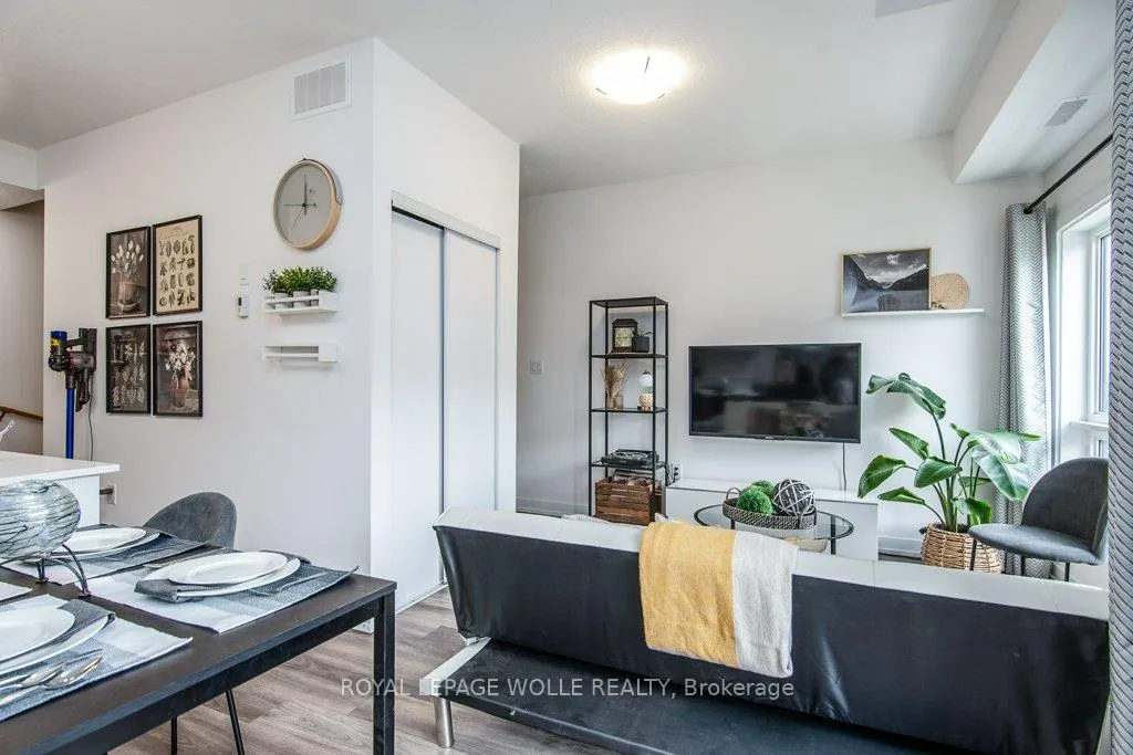 Photo 11 of Unit E11, 20 Palace Street, Kitchener — HOMEH