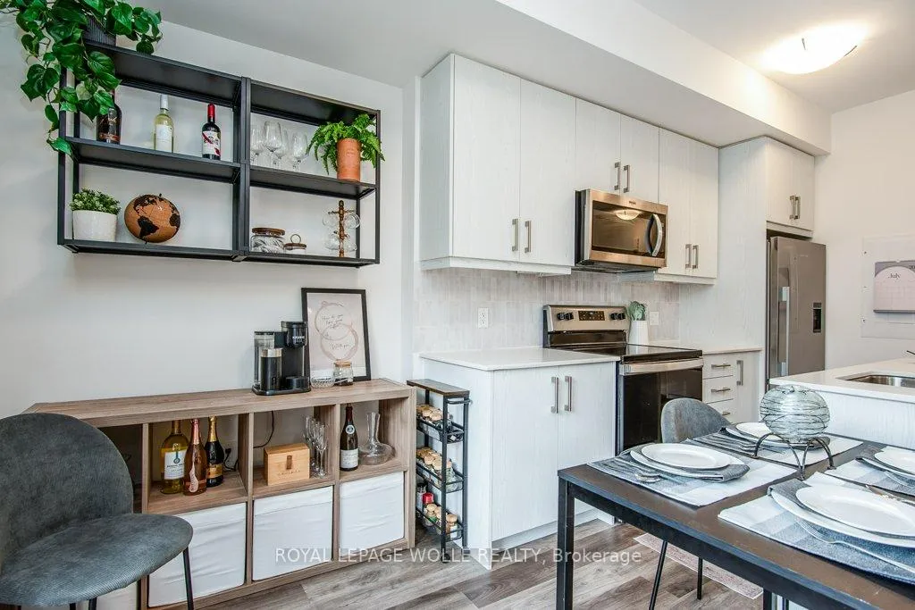 Photo 13 of Unit E11, 20 Palace Street, Kitchener — HOMEH