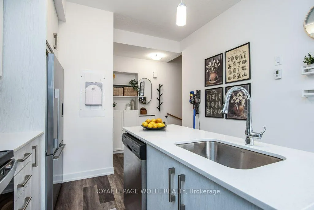 Photo 17 of Unit E11, 20 Palace Street, Kitchener — HOMEH