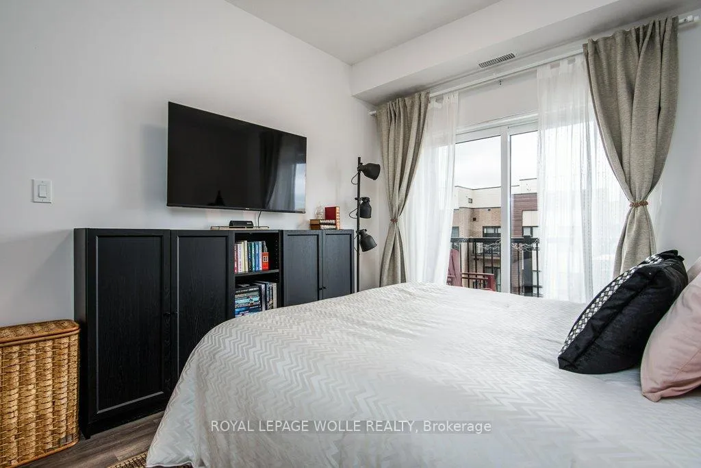 Photo 27 of Unit E11, 20 Palace Street, Kitchener — HOMEH