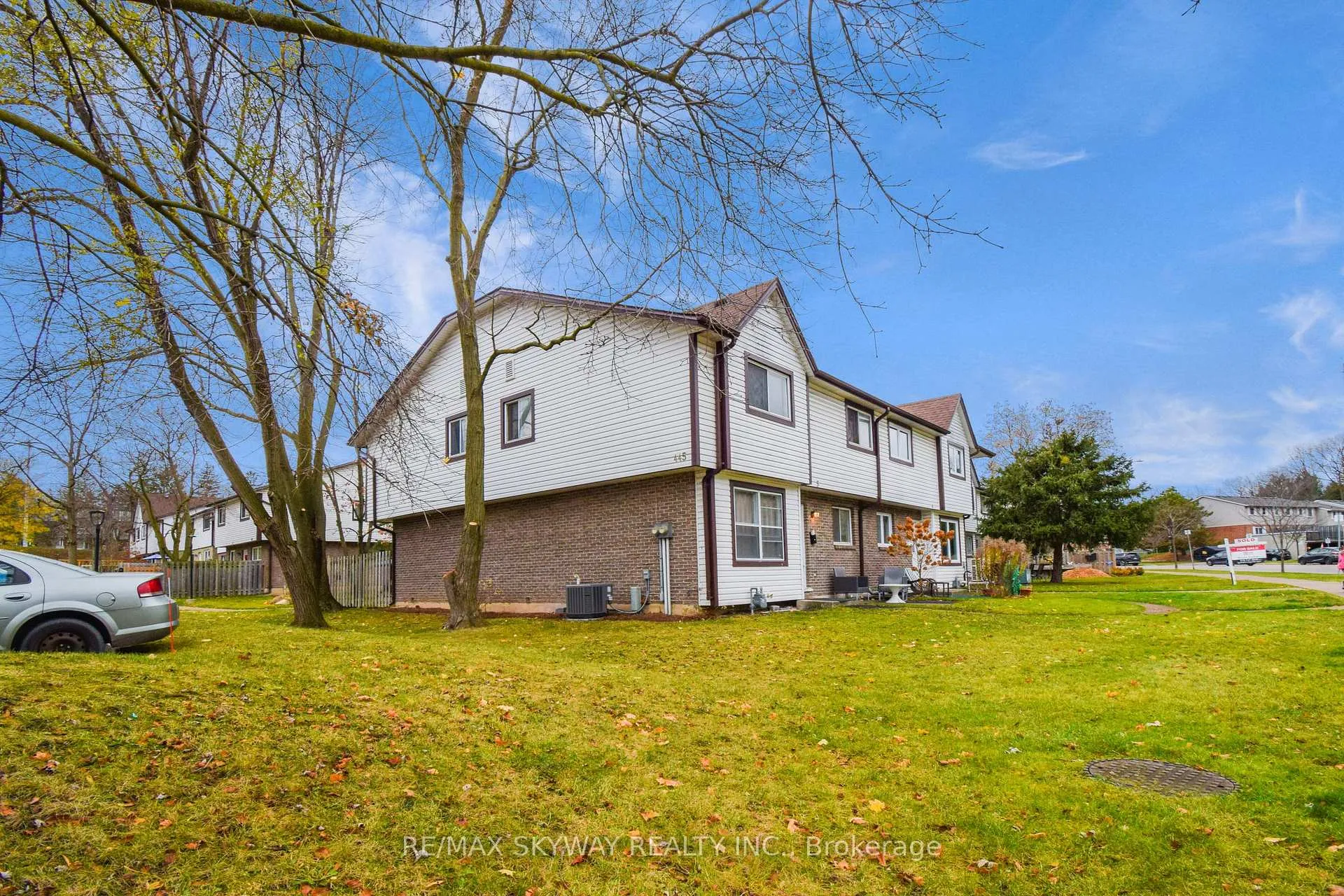 Photo 2 of Unit 5, 445 Pioneer Drive, Kitchener — HOMEH