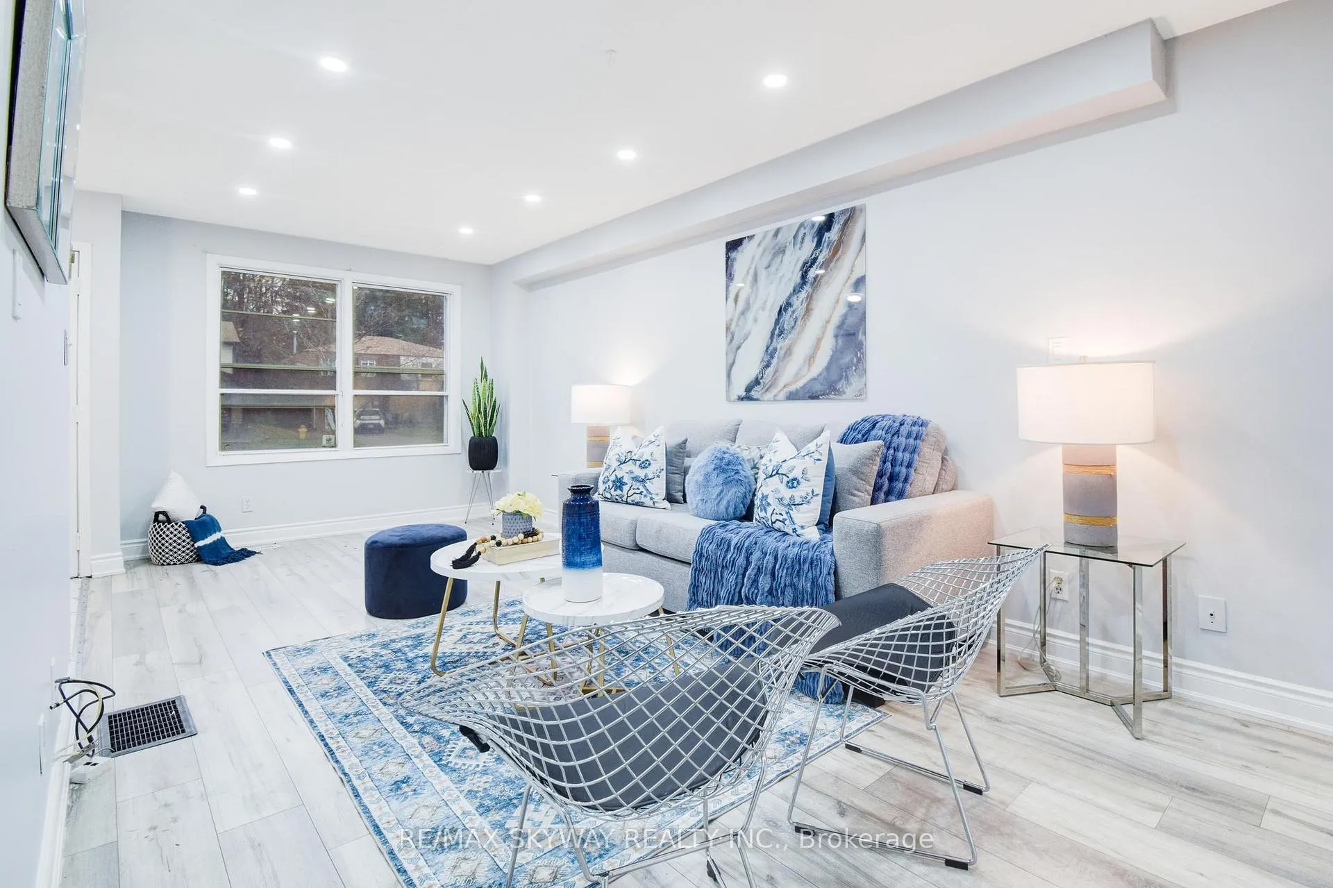 Photo 11 of Unit 5, 445 Pioneer Drive, Kitchener — HOMEH