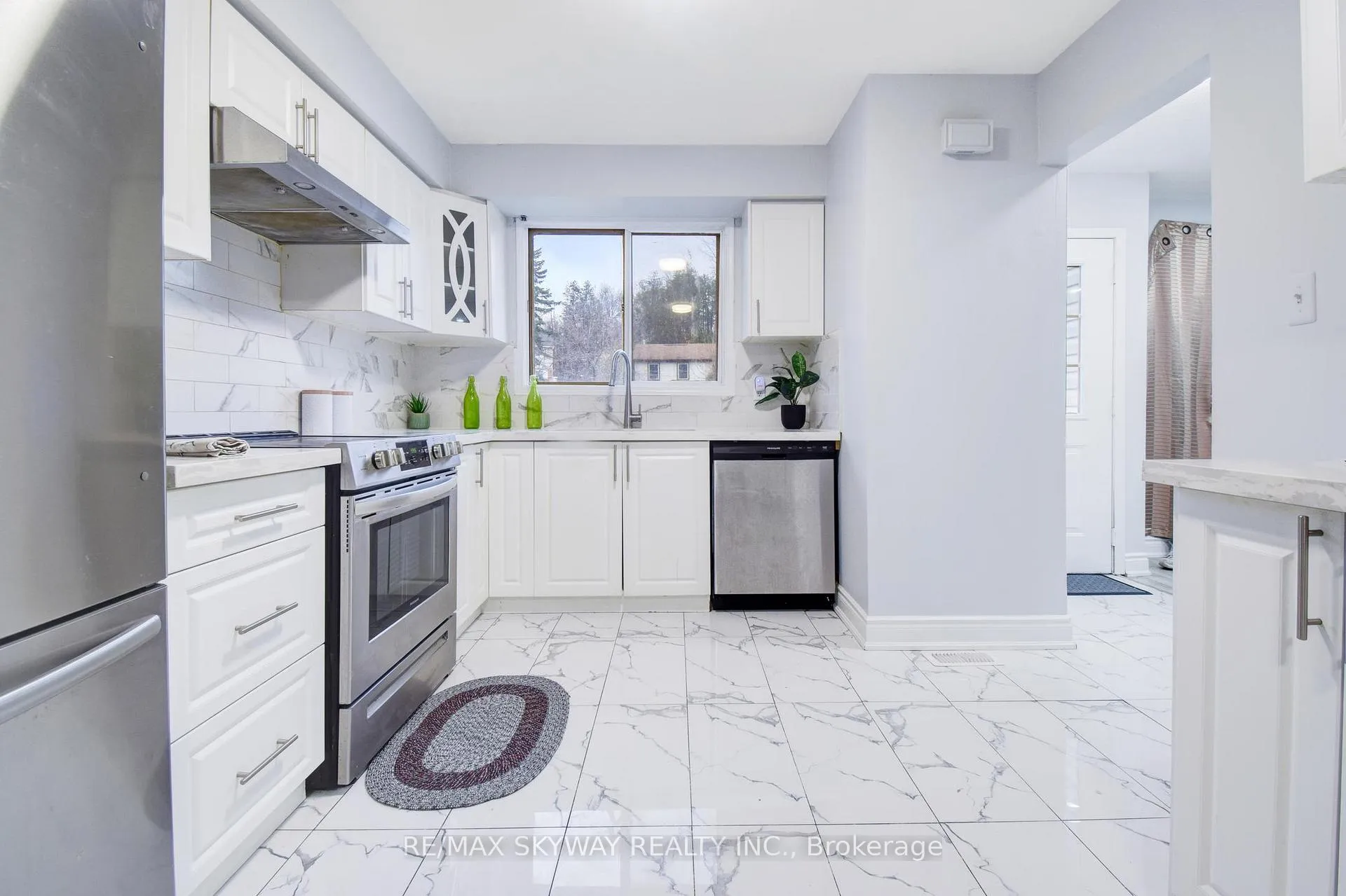 Photo 15 of Unit 5, 445 Pioneer Drive, Kitchener — HOMEH