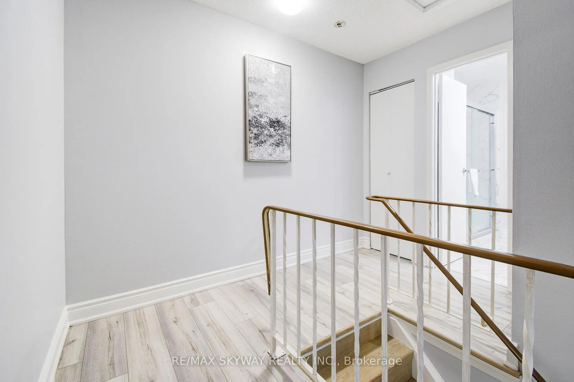 Photo 22 of Unit 5, 445 Pioneer Drive, Kitchener — HOMEH