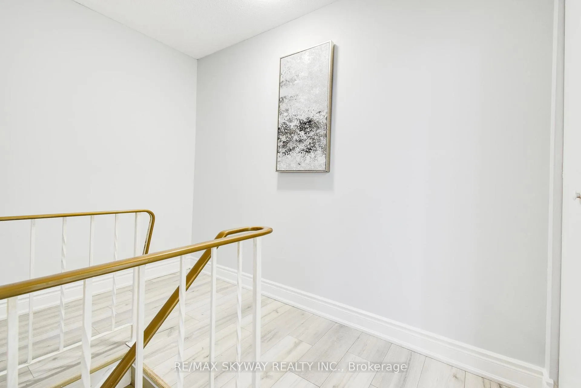 Photo 27 of Unit 5, 445 Pioneer Drive, Kitchener — HOMEH