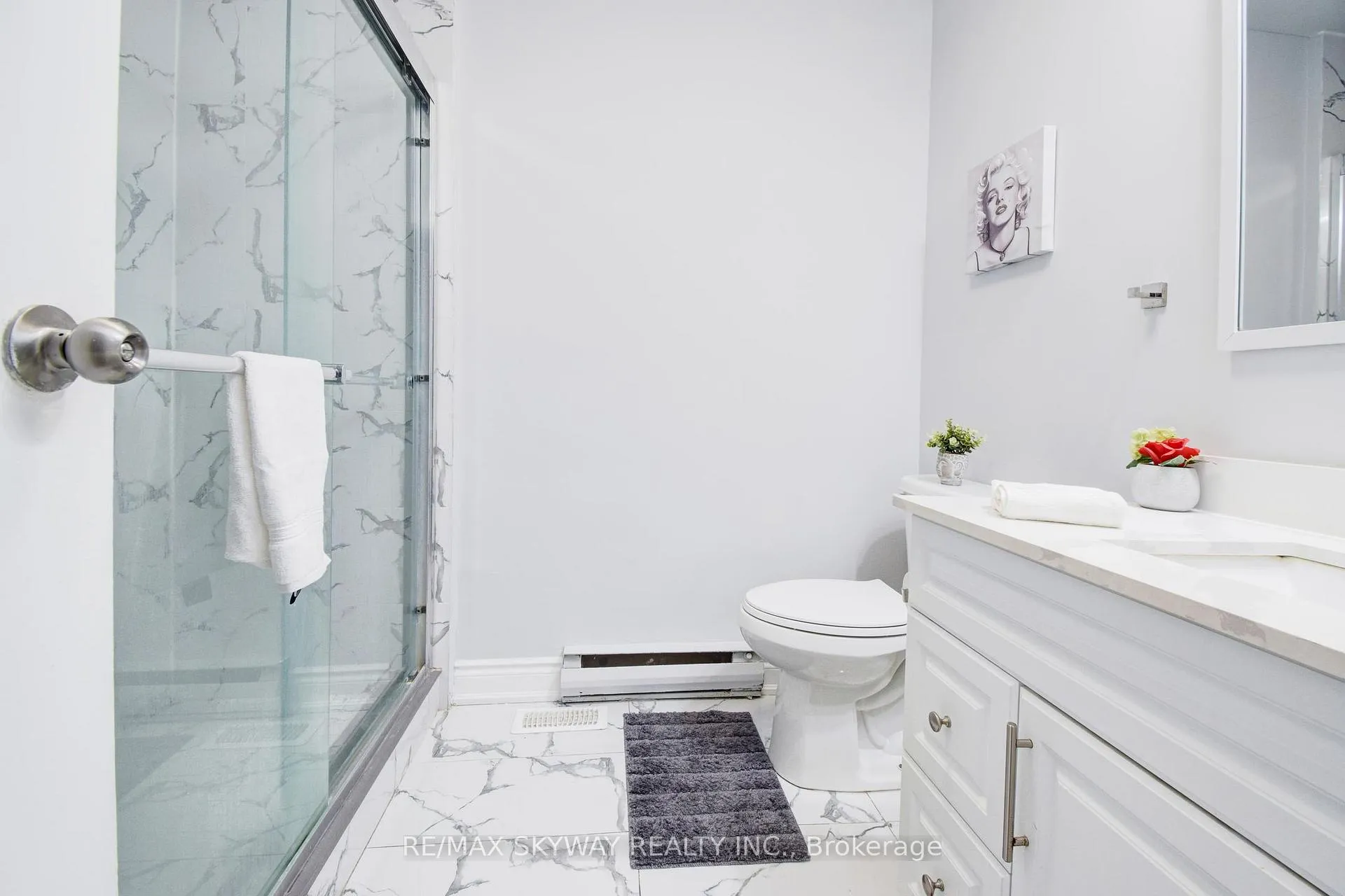 Photo 37 of Unit 5, 445 Pioneer Drive, Kitchener — HOMEH