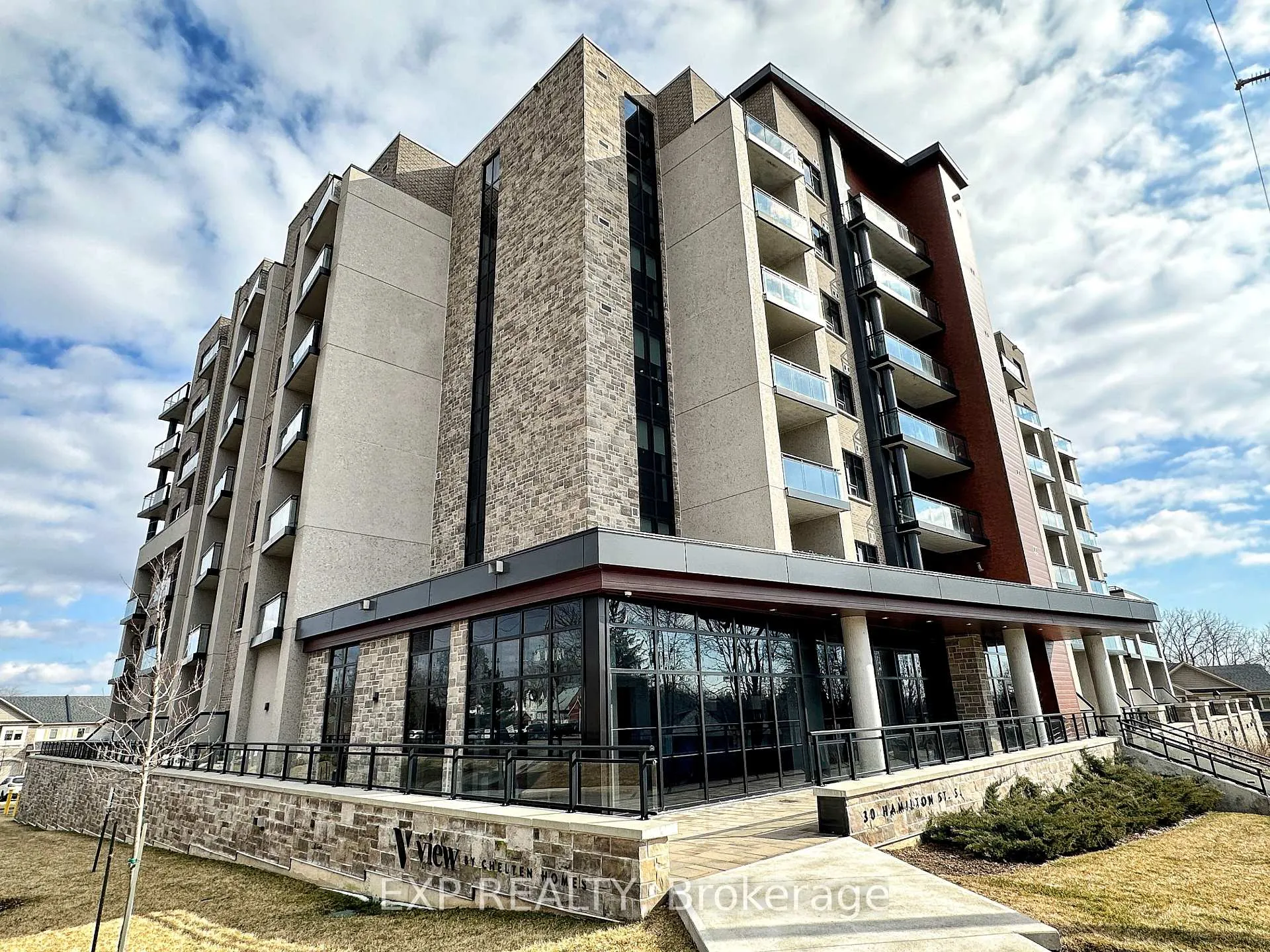Photo 1 of Unit 507, 30 Hamilton Street S, Hamilton, Waterdown — HOMEH