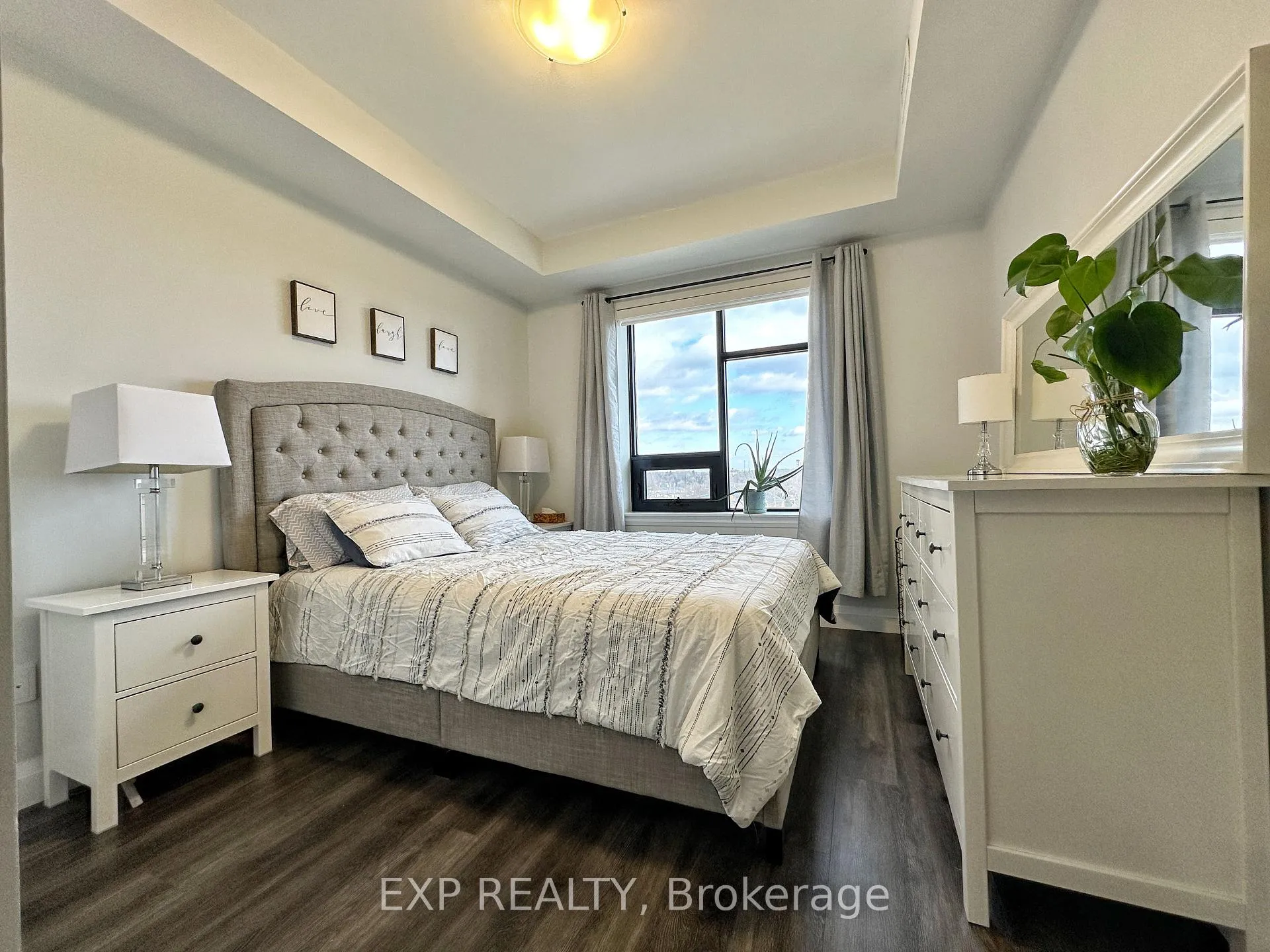 Photo 10 of Unit 507, 30 Hamilton Street S, Hamilton, Waterdown — HOMEH