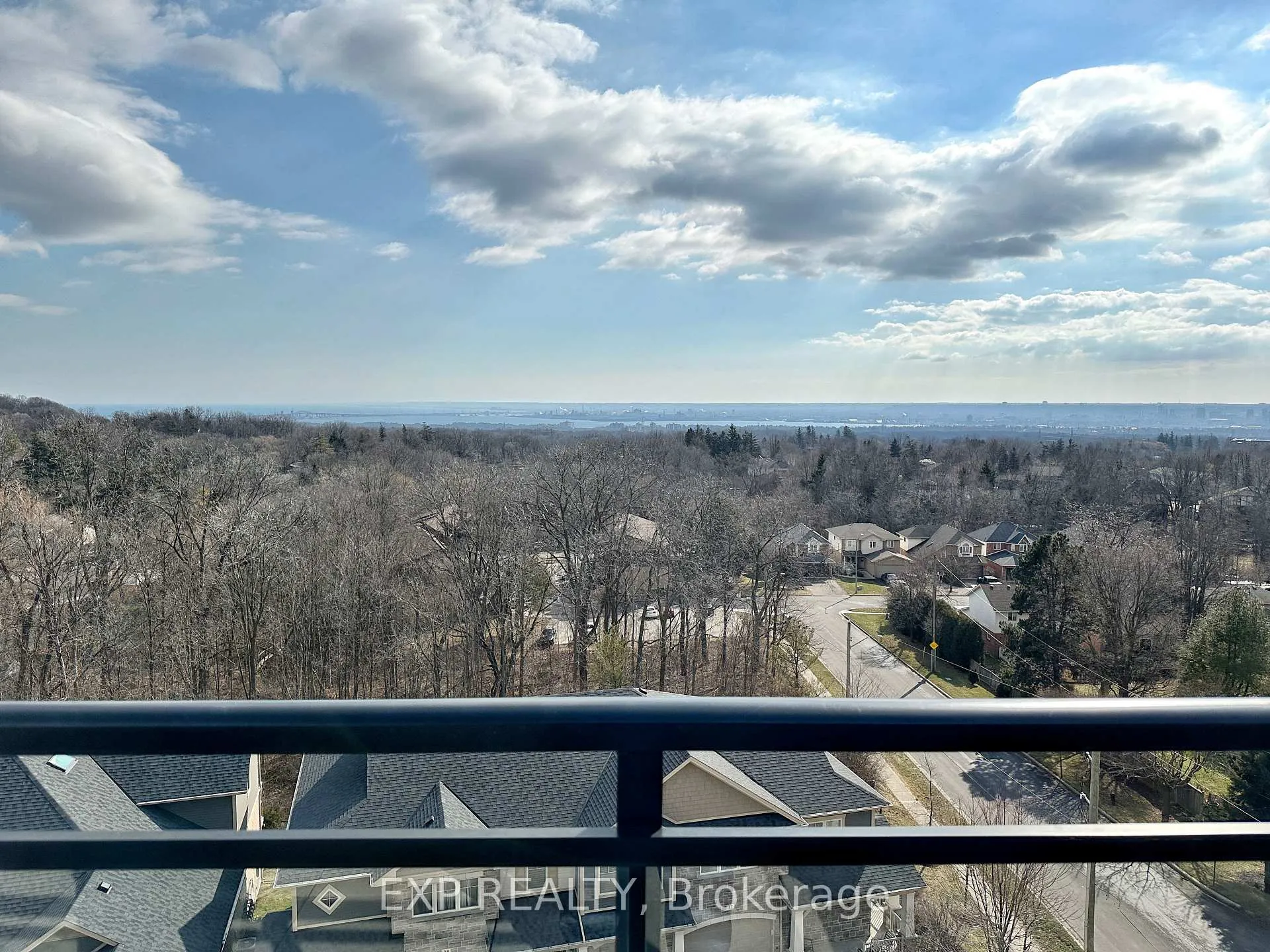 Photo 16 of Unit 507, 30 Hamilton Street S, Hamilton, Waterdown — HOMEH