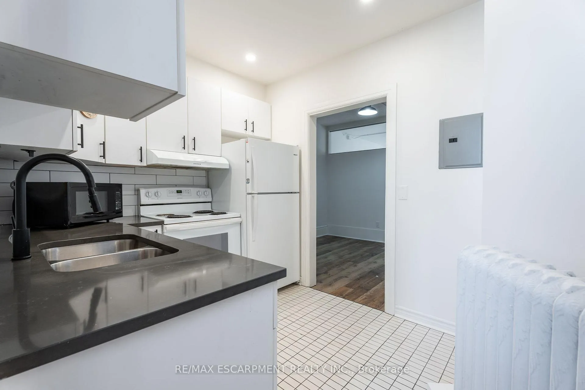 Photo 20 of Unit 301, 63 John Street S, Hamilton, Corktown — HOMEH