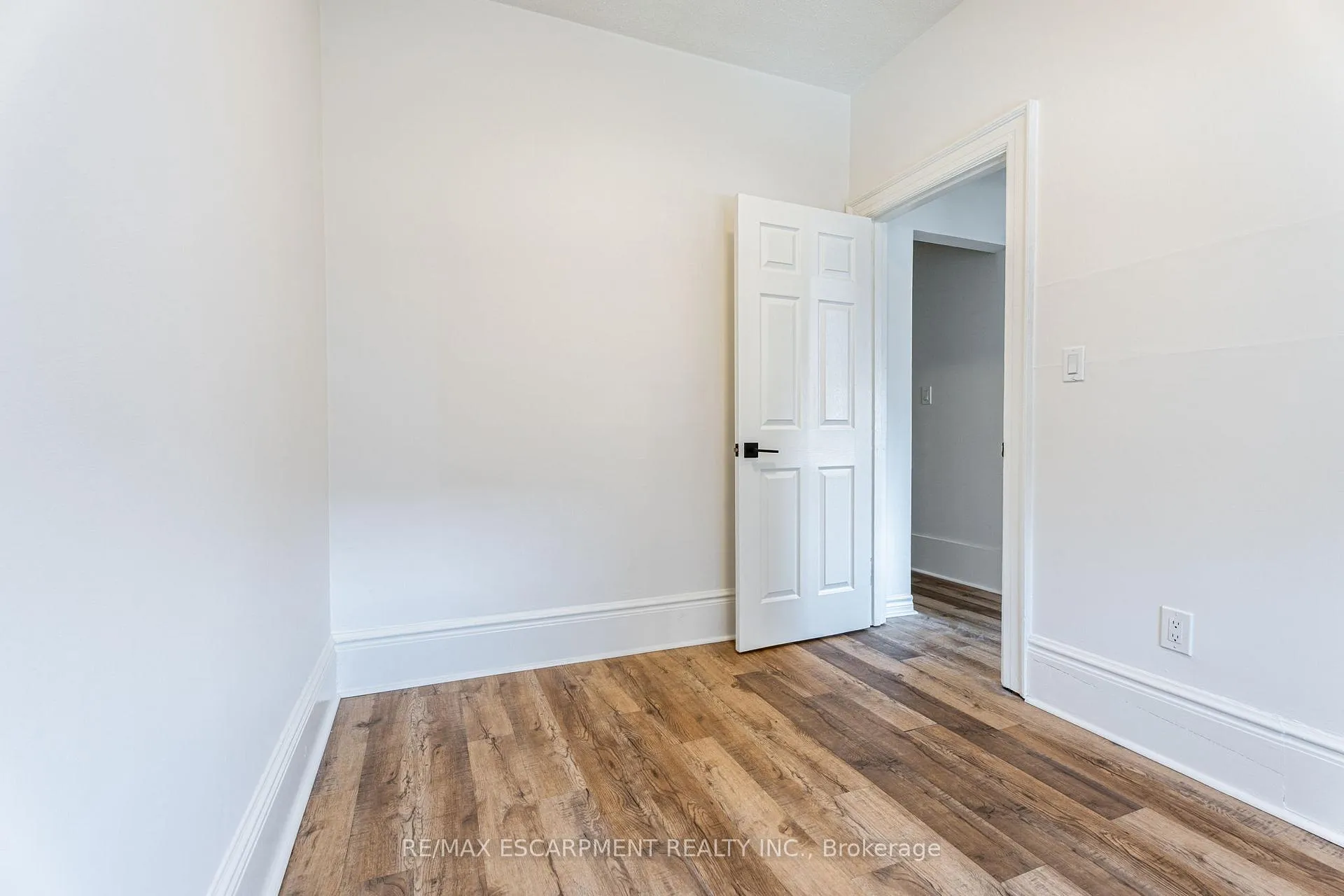 Photo 27 of Unit 301, 63 John Street S, Hamilton, Corktown — HOMEH