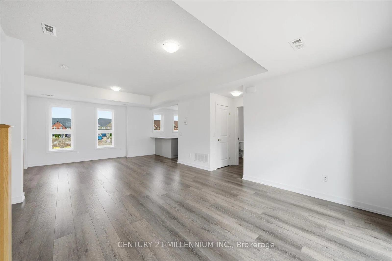 Photo 7 of Unit 2, 62 Kenesky Drive, Hamilton, Waterdown — HOMEH