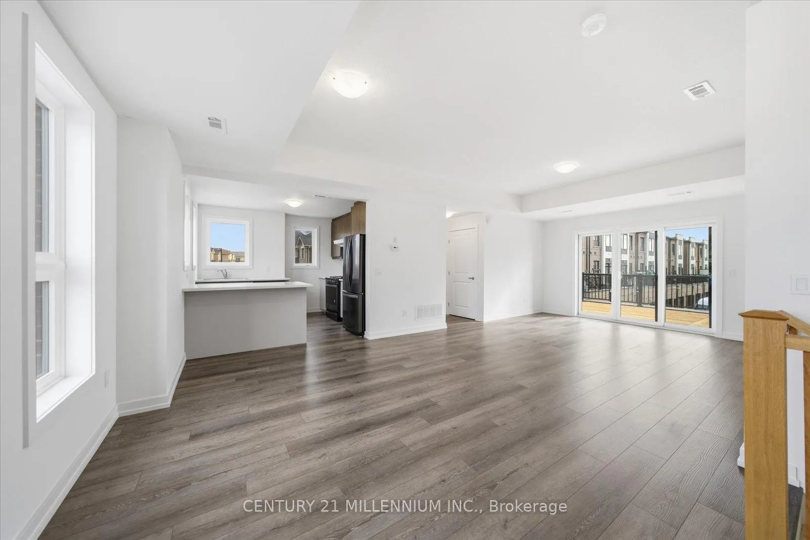 Photo 8 of Unit 2, 62 Kenesky Drive, Hamilton, Waterdown — HOMEH