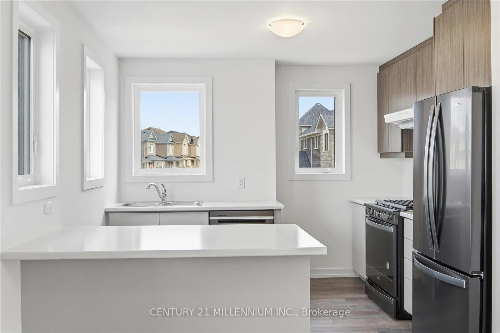Photo 9 of Unit 2, 62 Kenesky Drive, Hamilton, Waterdown — HOMEH