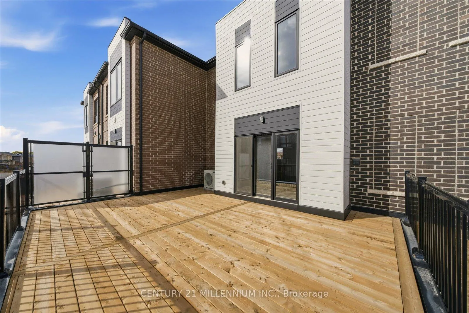 Photo 12 of Unit 2, 62 Kenesky Drive, Hamilton, Waterdown — HOMEH