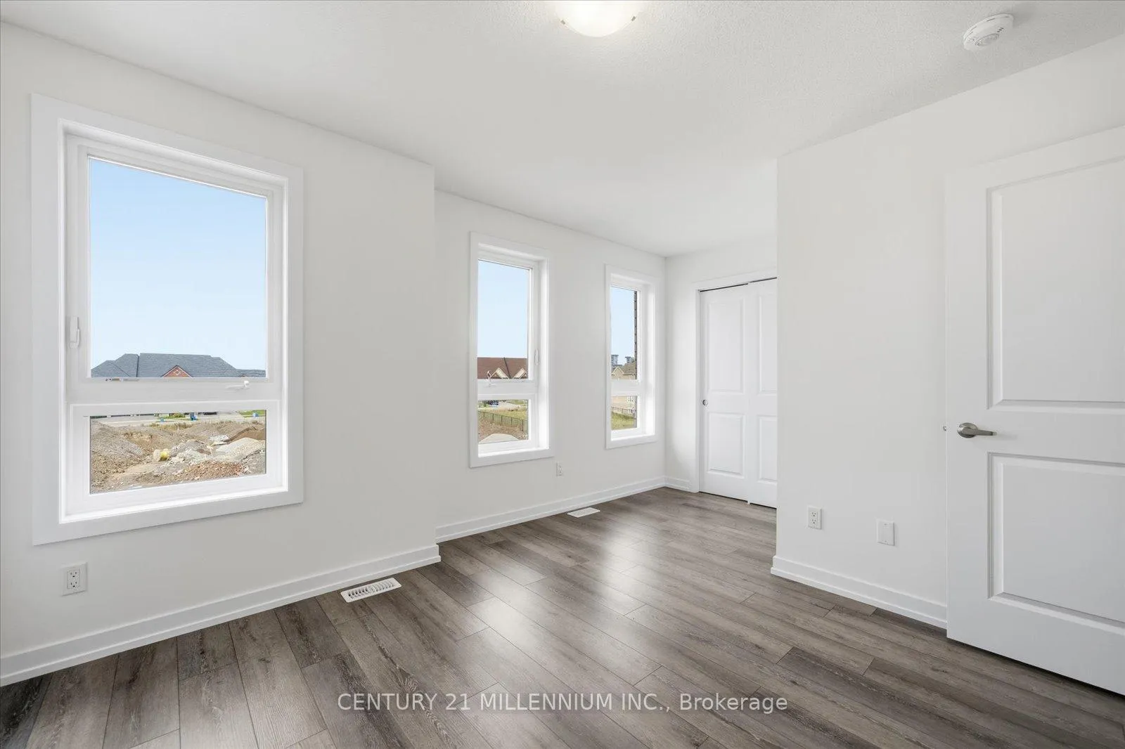 Photo 13 of Unit 2, 62 Kenesky Drive, Hamilton, Waterdown — HOMEH