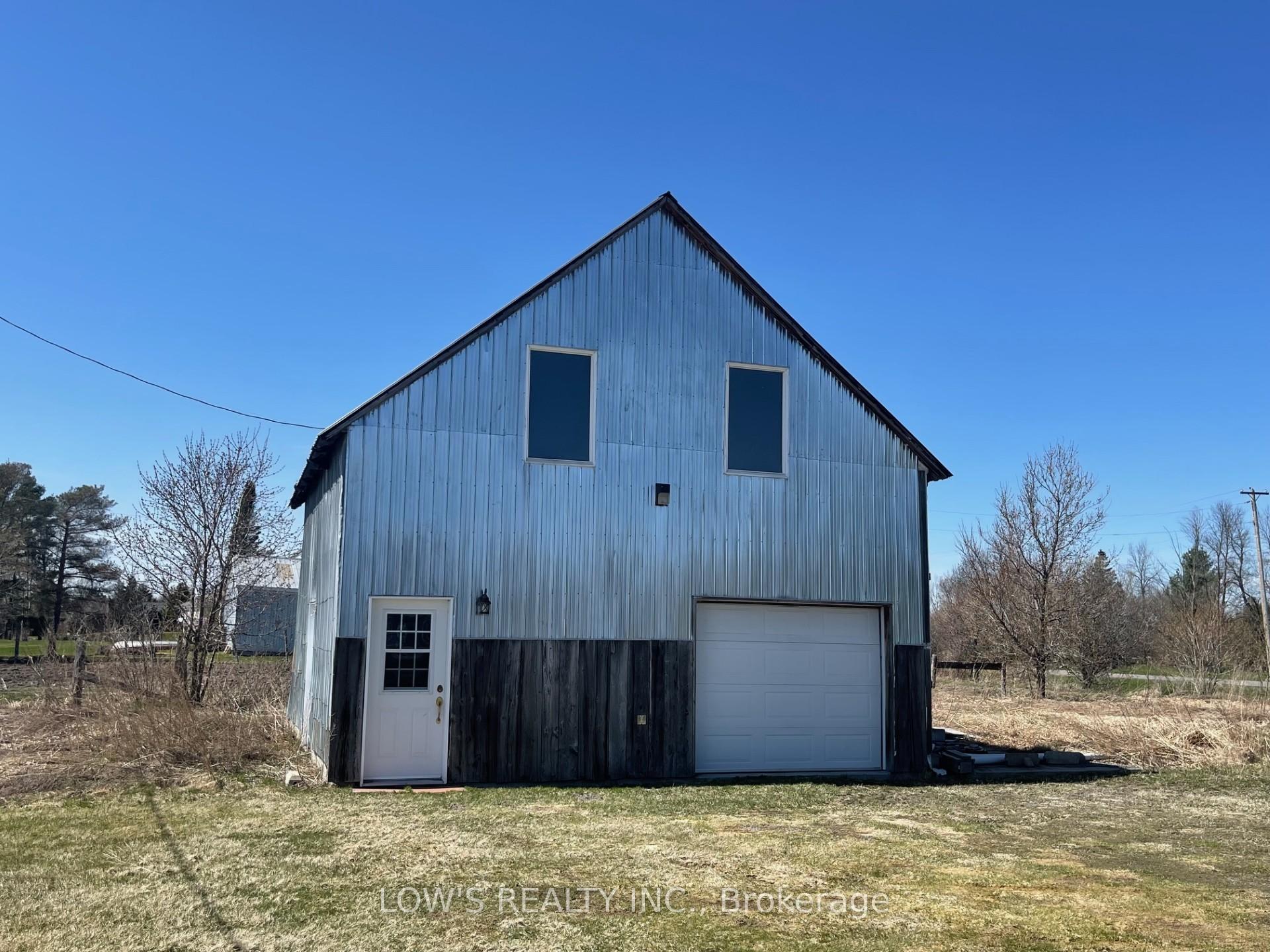 Photo 2 of 20 Pleasant Corner Road E, Champlain, Champlain Twp — HOMEH