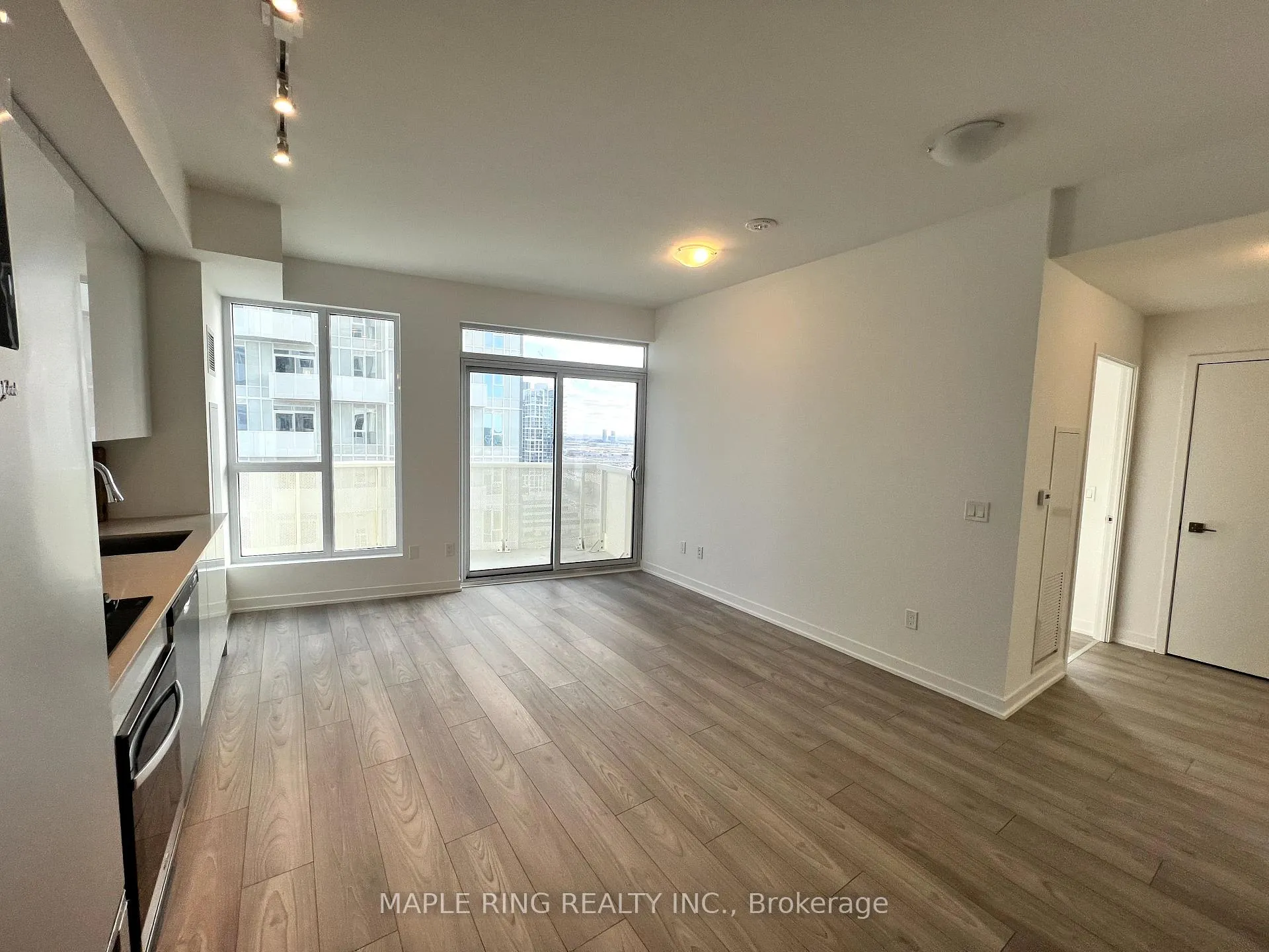 Photo 1 of Unit 1923, 498 Caldari Road, Vaughan, Concord — HOMEH