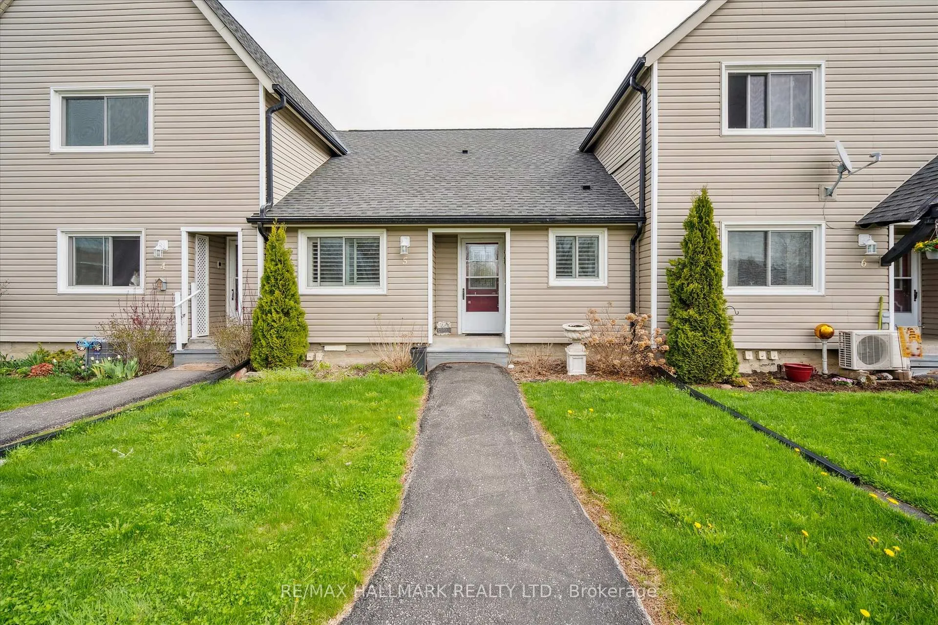 Photo 13 of Unit 5, 51 Laguna Parkway, Ramara, Brechin — HOMEH