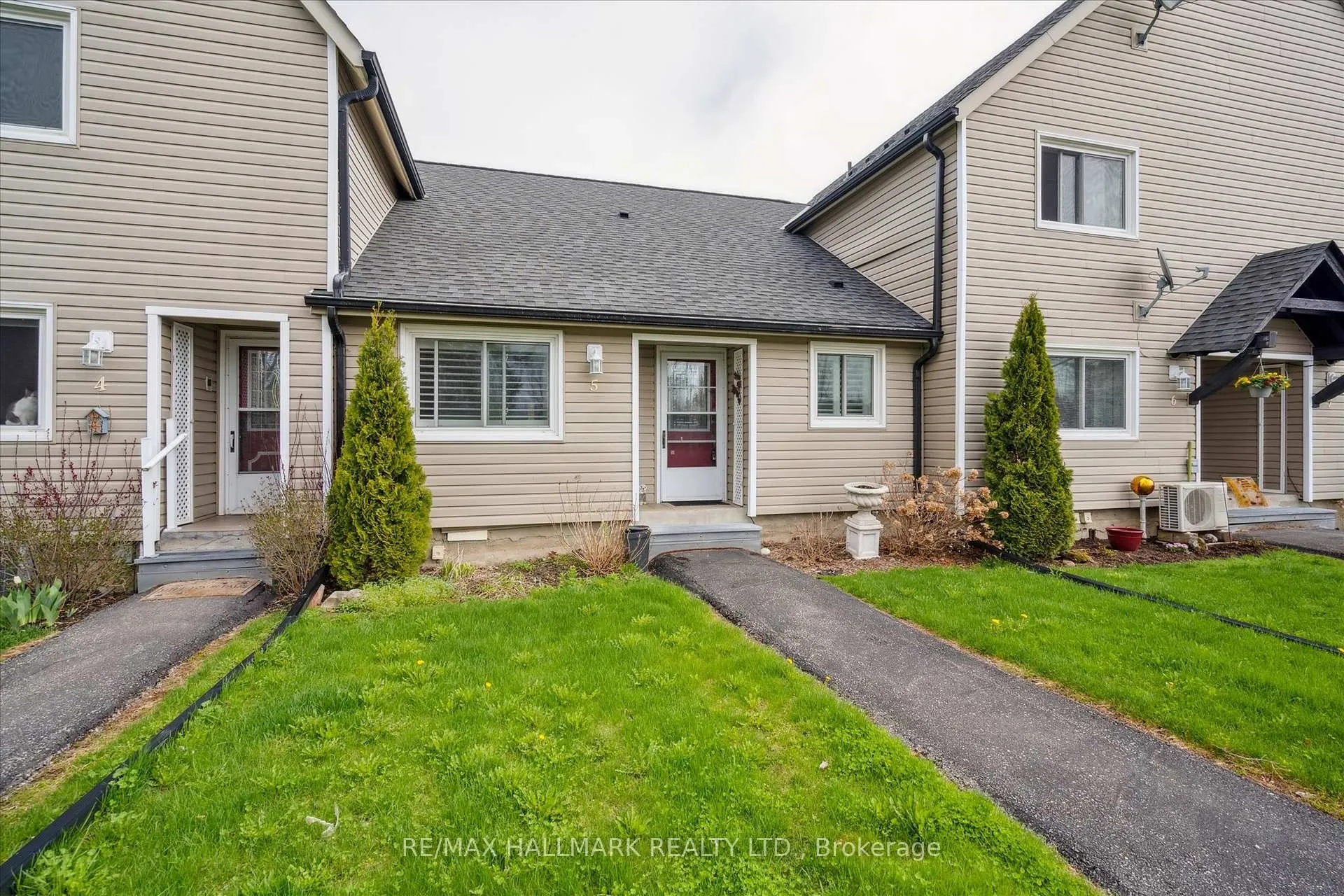Photo 14 of Unit 5, 51 Laguna Parkway, Ramara, Brechin — HOMEH