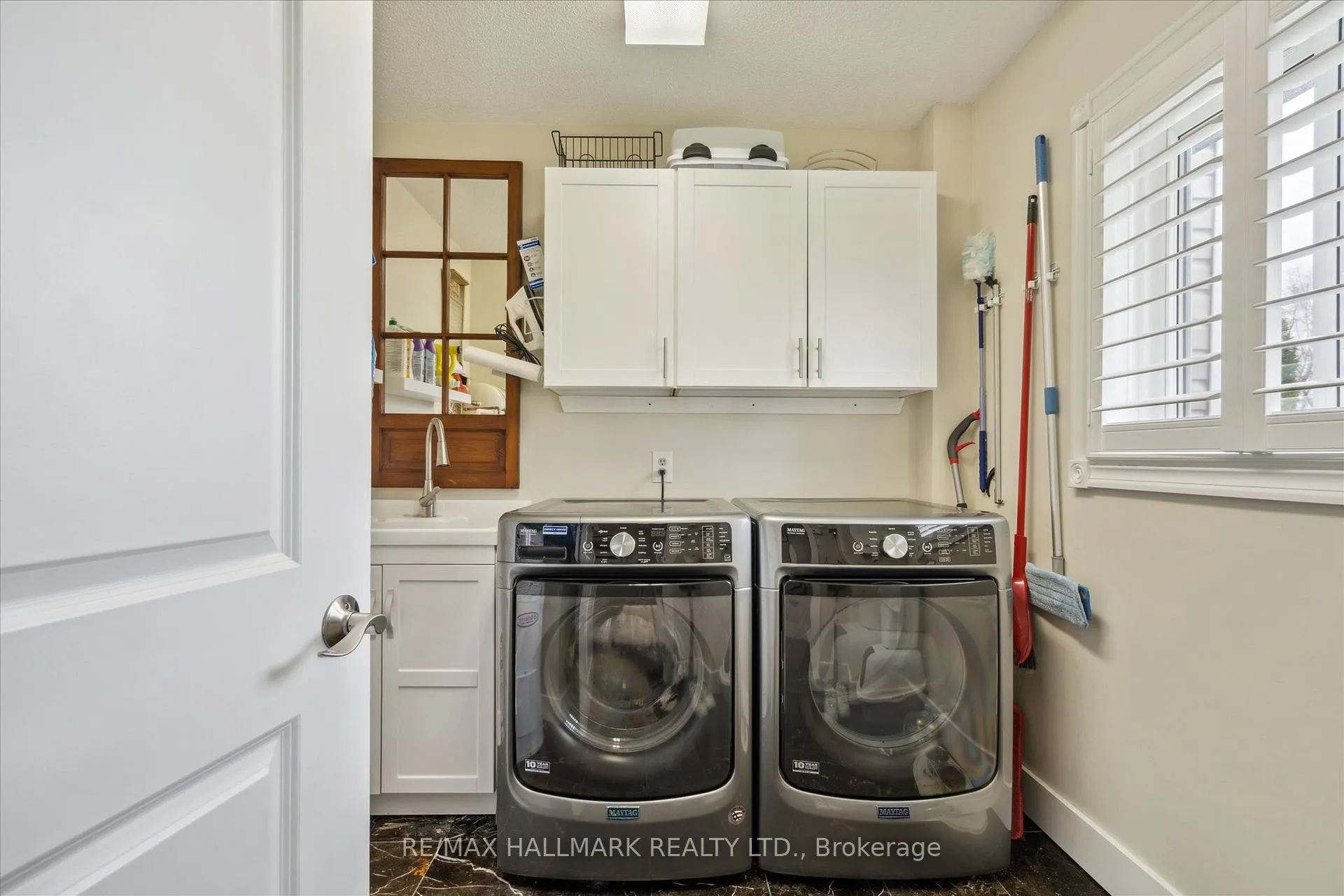 Photo 25 of Unit 5, 51 Laguna Parkway, Ramara, Brechin — HOMEH