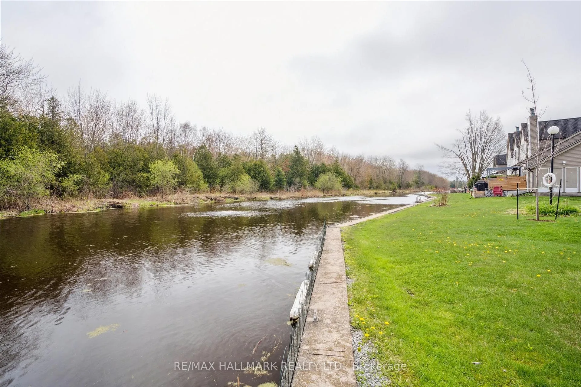 Photo 27 of Unit 5, 51 Laguna Parkway, Ramara, Brechin — HOMEH