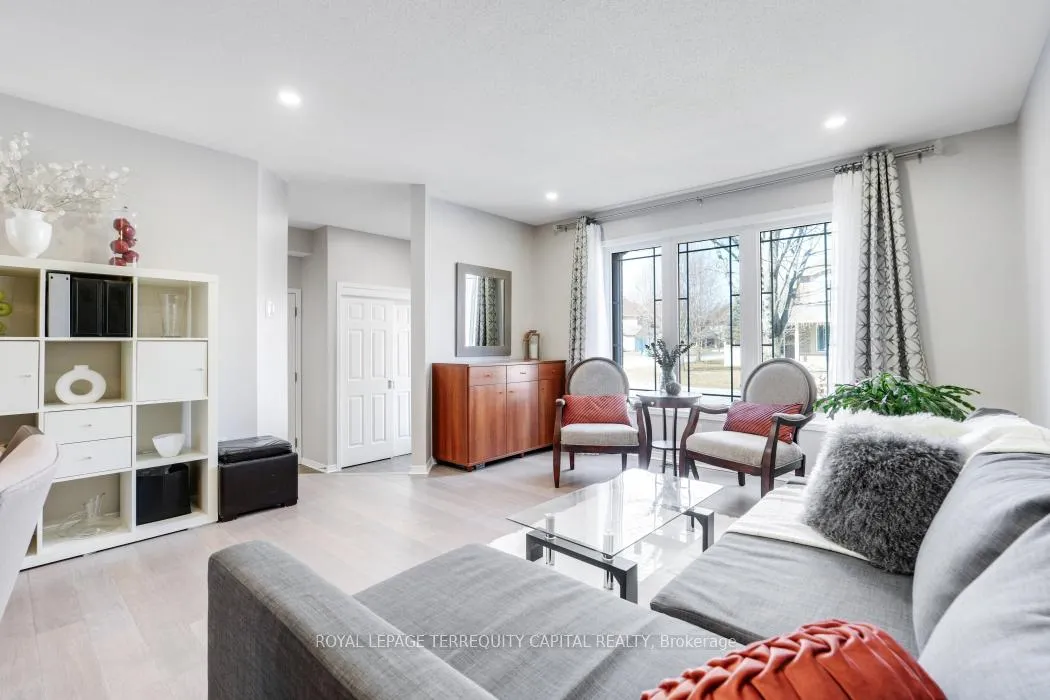 Photo 7 of 1011 Goward Drive, Ottawa, Kanata - Morgan's Grant/South March — HOMEH