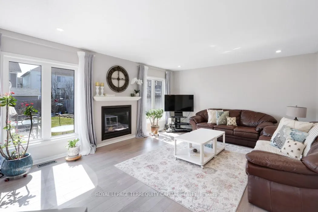 Photo 18 of 1011 Goward Drive, Ottawa, Kanata - Morgan's Grant/South March — HOMEH