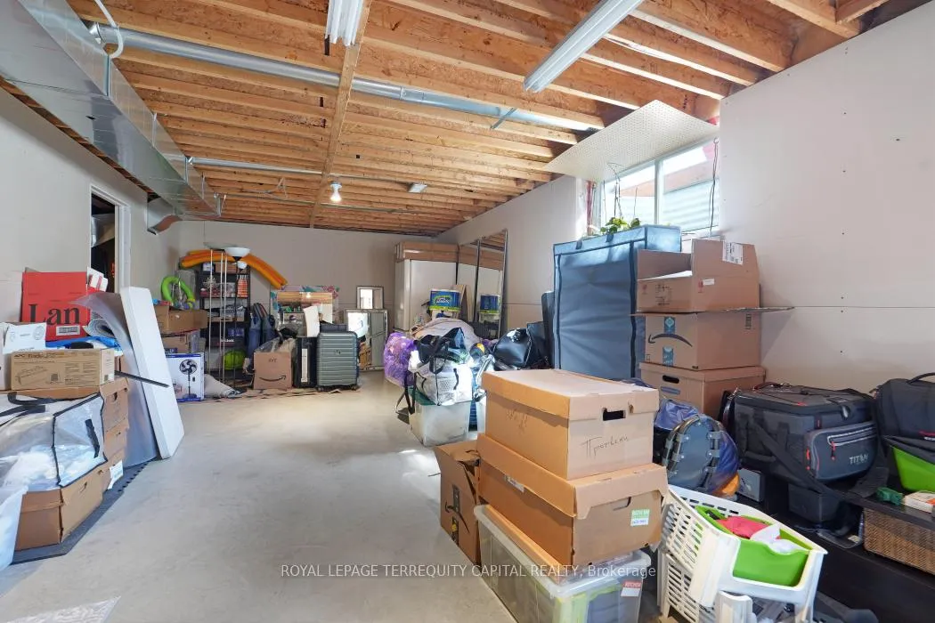 Photo 33 of 1011 Goward Drive, Ottawa, Kanata - Morgan's Grant/South March — HOMEH