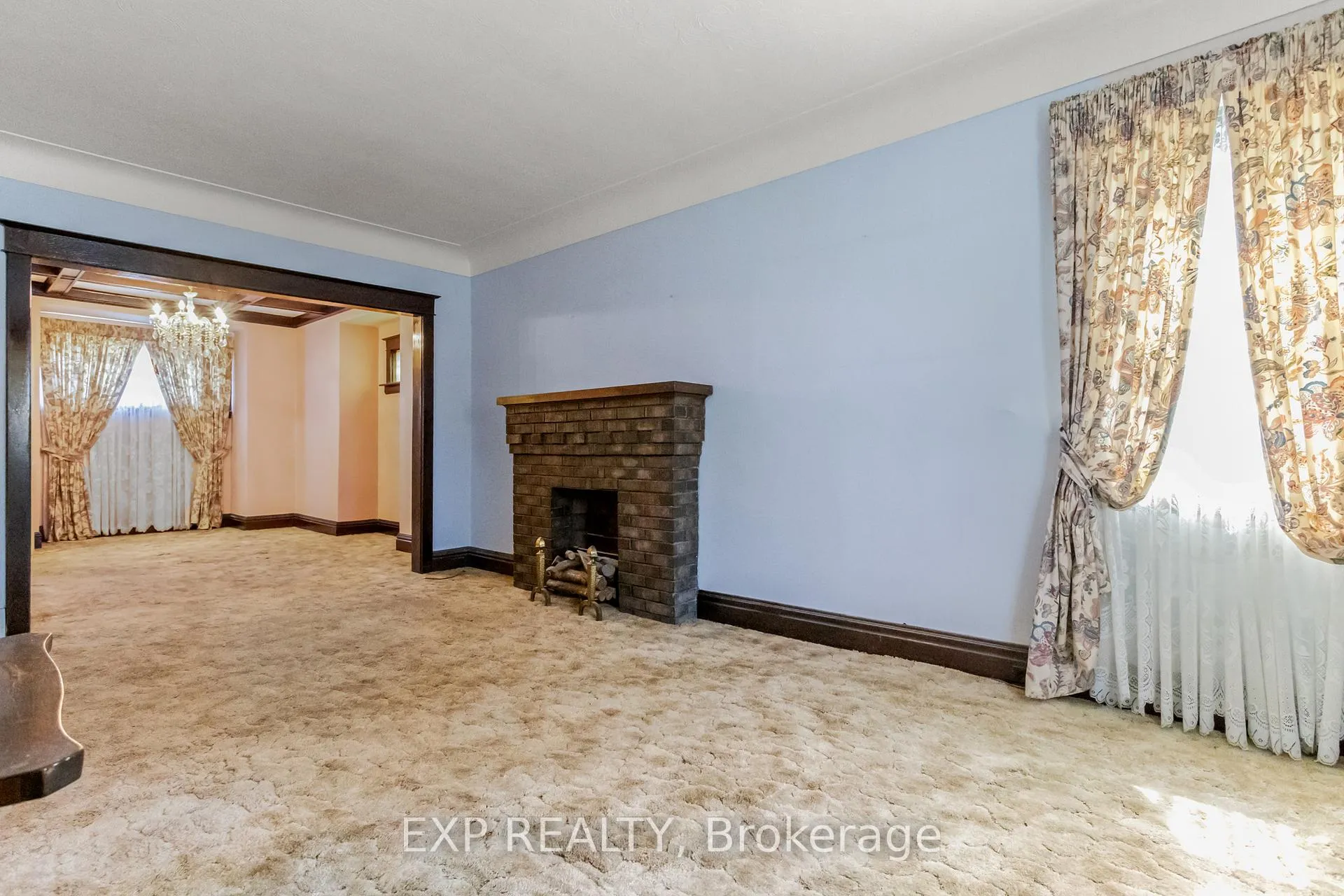 Photo 7 of 203 Balmoral Avenue S, Hamilton, Delta — HOMEH