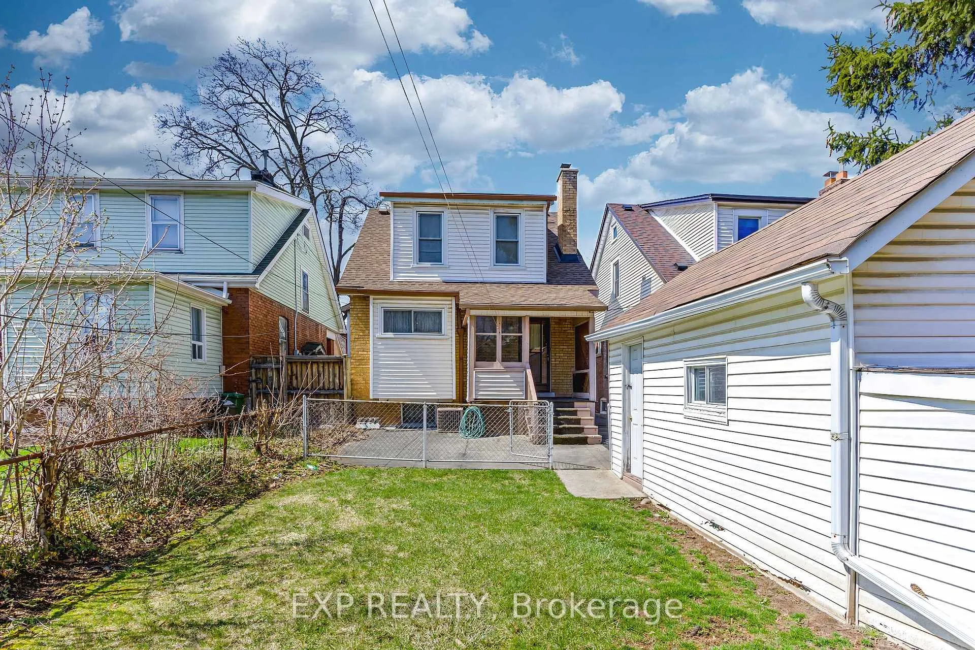 Photo 25 of 203 Balmoral Avenue S, Hamilton, Delta — HOMEH
