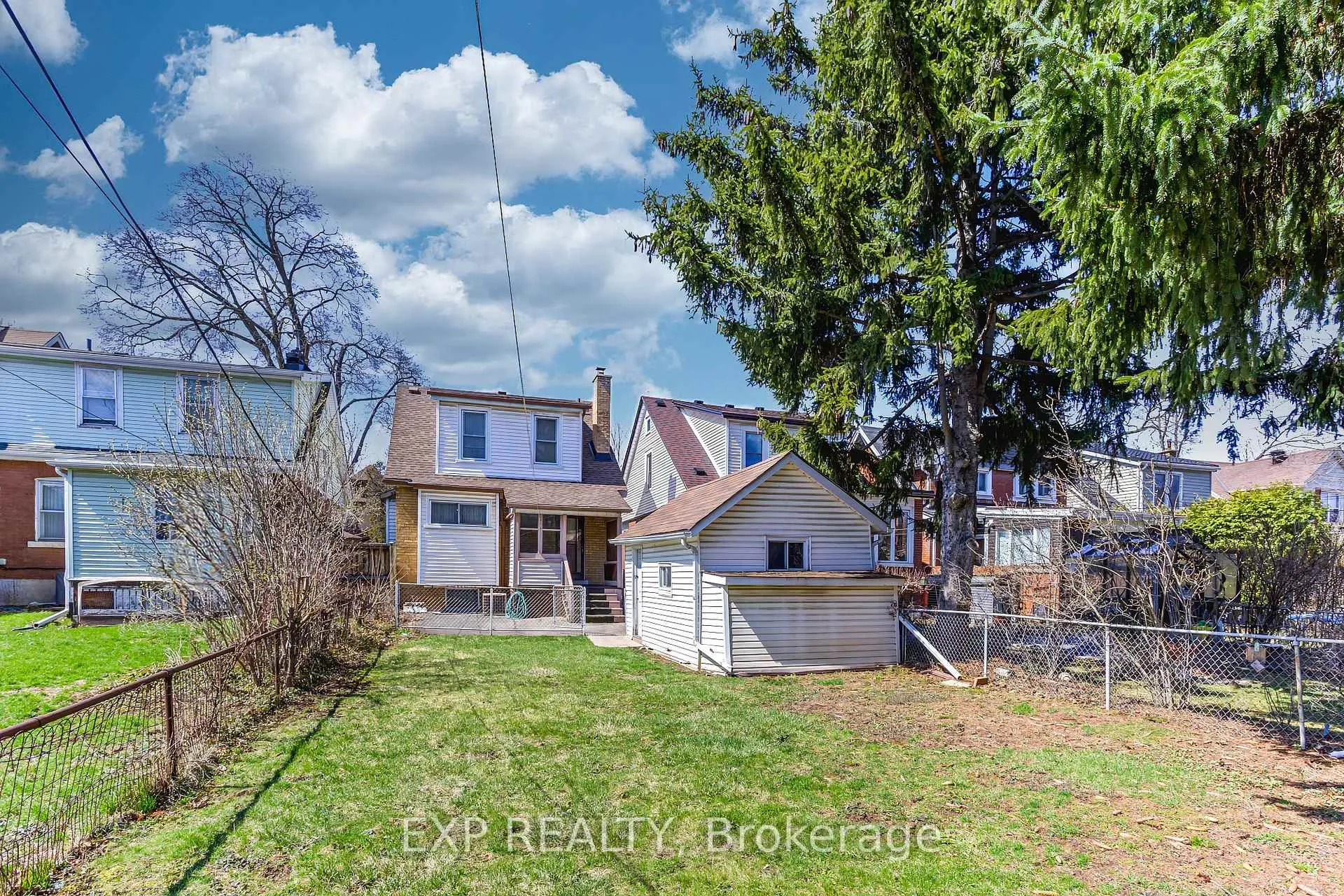Photo 26 of 203 Balmoral Avenue S, Hamilton, Delta — HOMEH