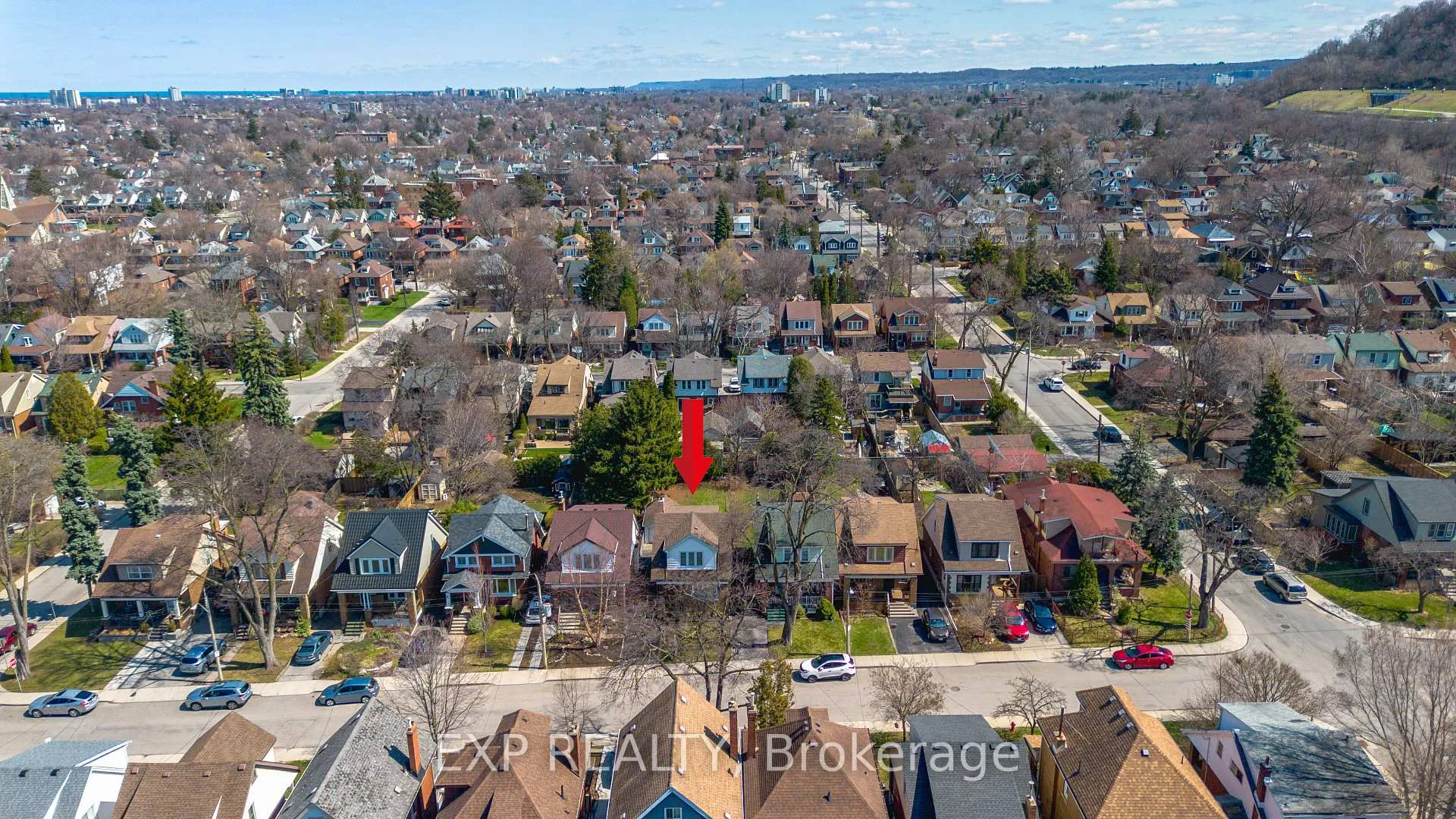 Photo 28 of 203 Balmoral Avenue S, Hamilton, Delta — HOMEH