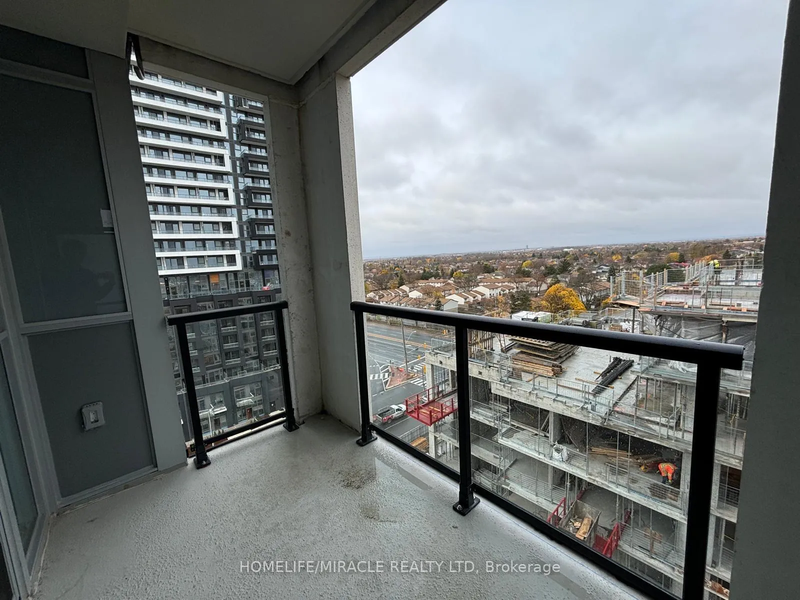 Photo 3 of Unit 1011, 225 Malta Avenue, Brampton, Fletcher's Creek South — HOMEH