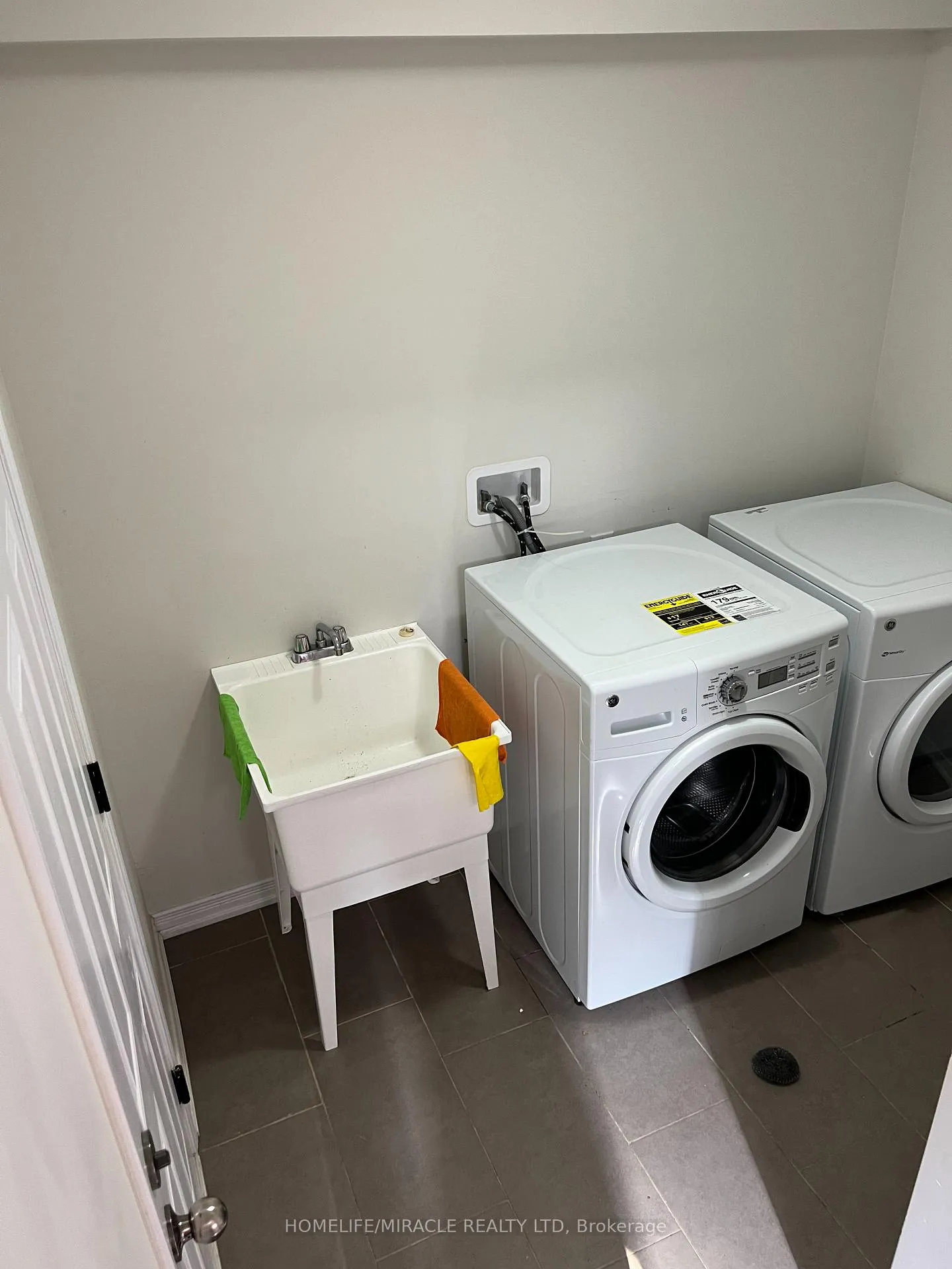 Photo 22 of 150 Golden Springs Drive, Brampton, Northwest Brampton — HOMEH