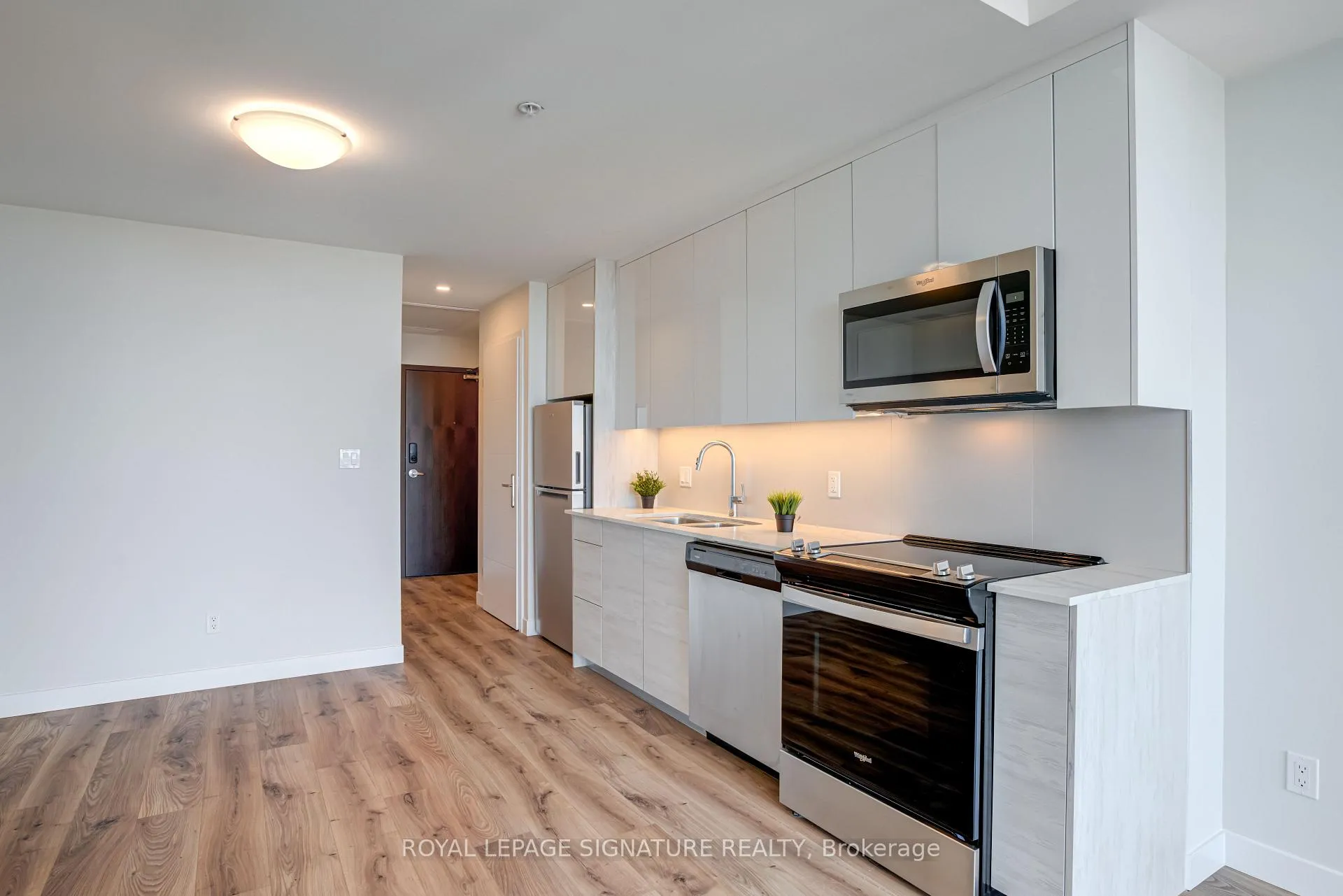 Photo 8 of Unit 2305, 60 Frederick Street, Kitchener, City Commercial Core — HOMEH
