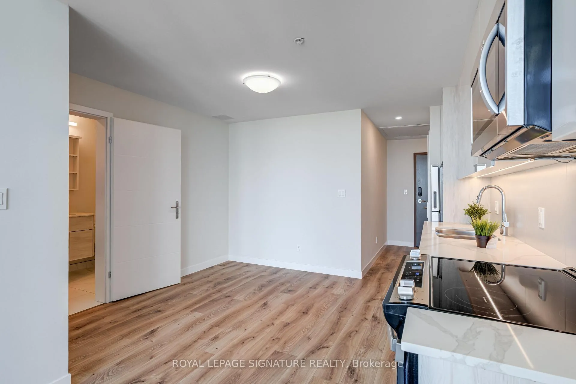 Photo 9 of Unit 2305, 60 Frederick Street, Kitchener, City Commercial Core — HOMEH