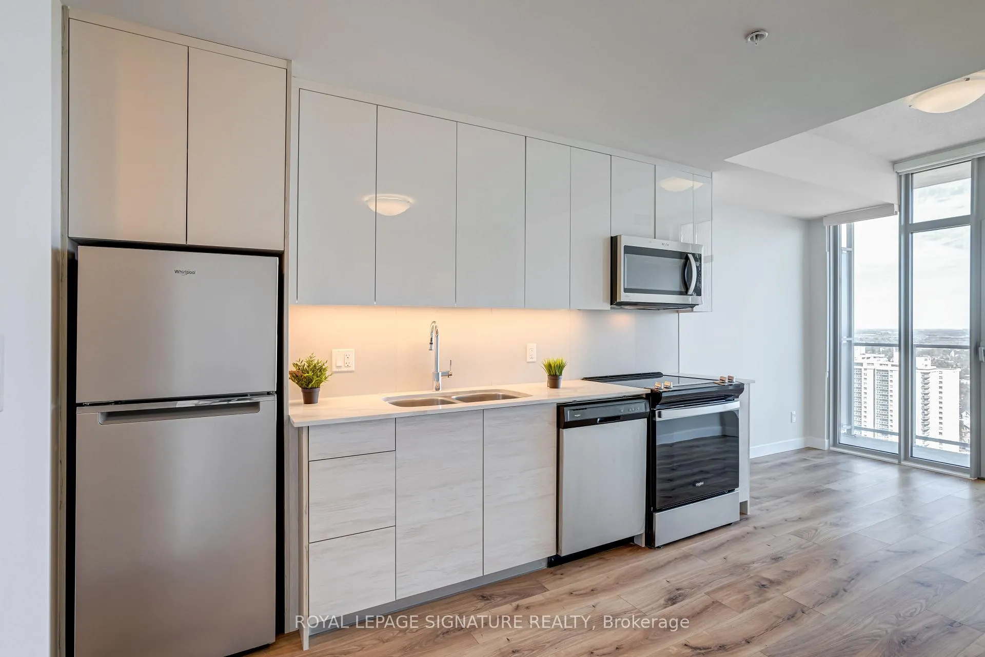 Photo 10 of Unit 2305, 60 Frederick Street, Kitchener, City Commercial Core — HOMEH