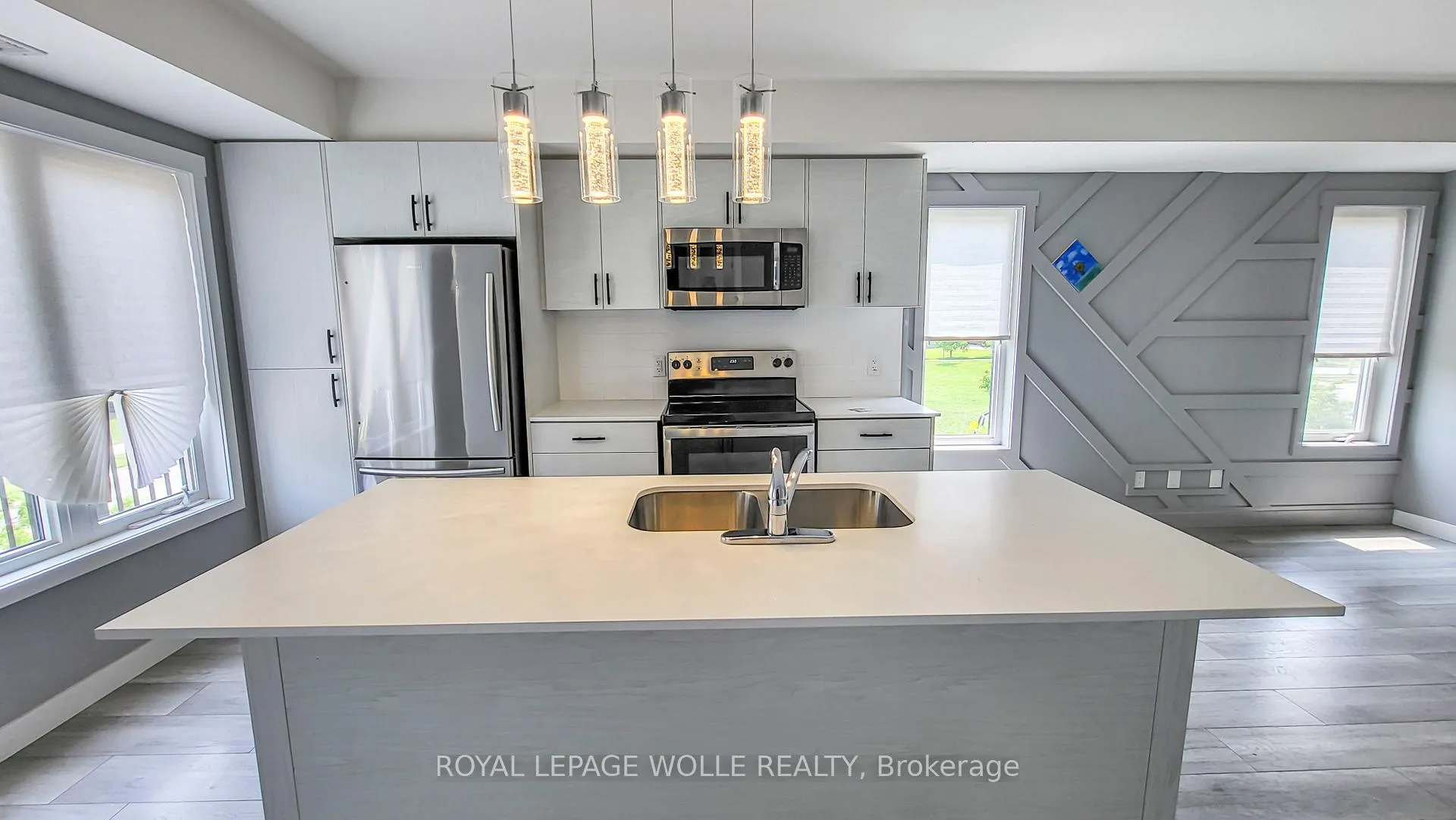 Photo 4 of Unit D, 148 Rochefort Street, Kitchener — HOMEH